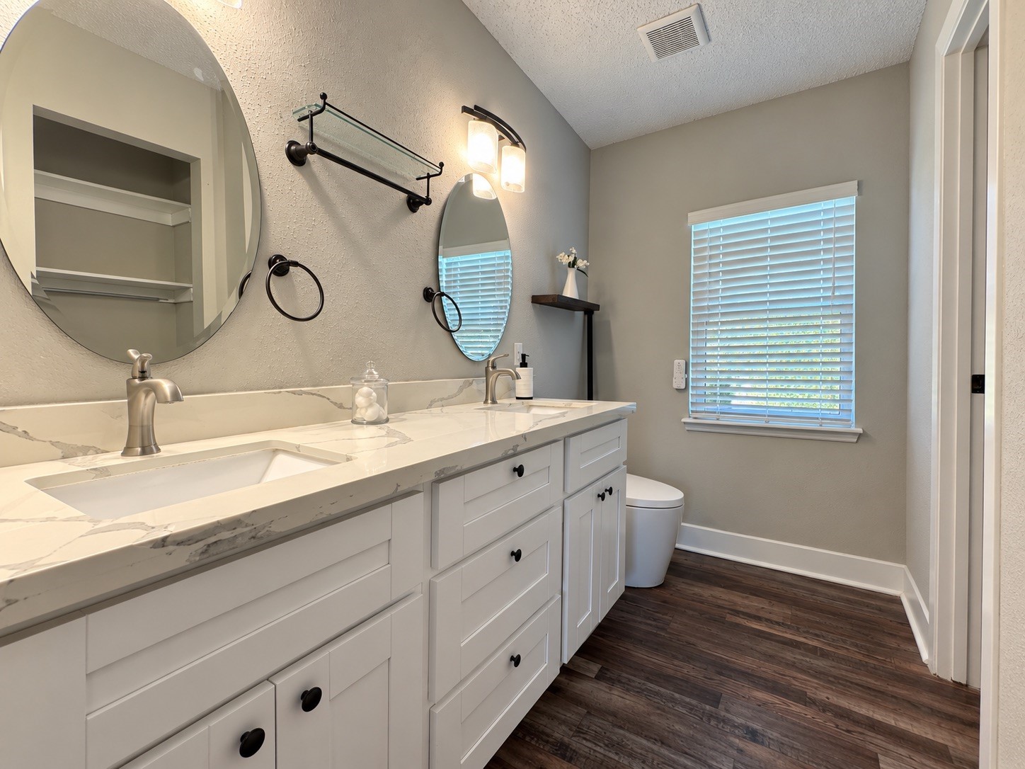 9222 Silver Tip Drive Property Photo 12