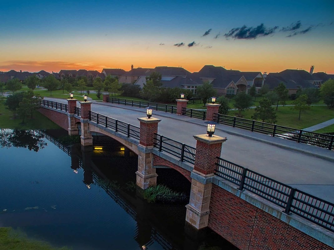 11210 Peacock Flower Street Property Photo 15