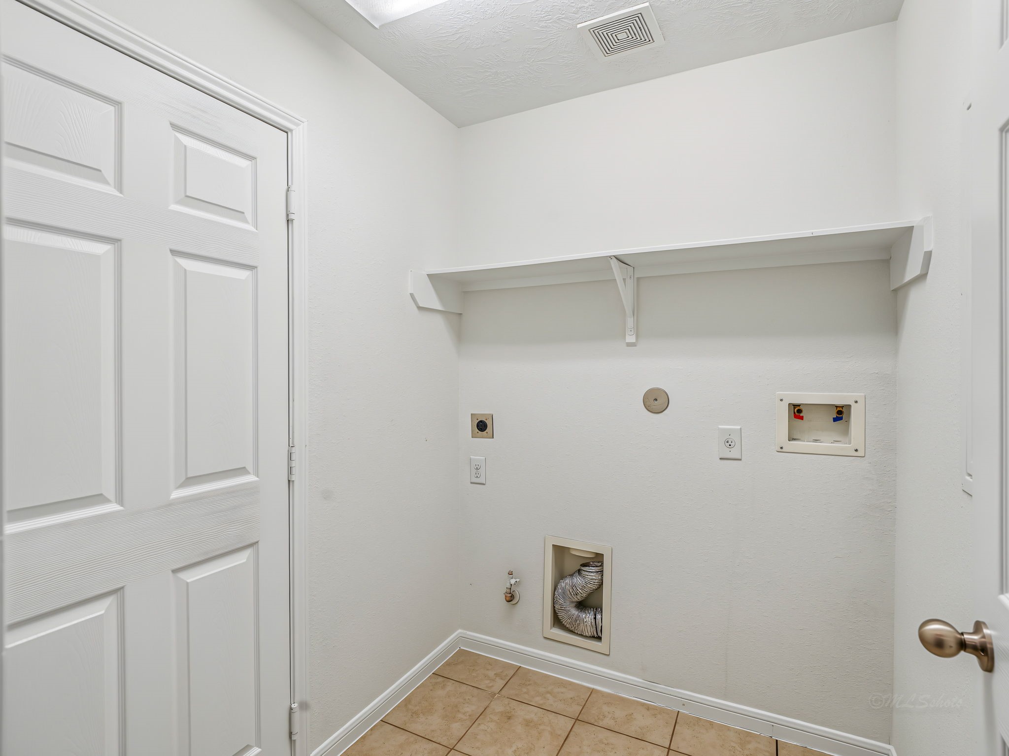 22431 Albee Drive Property Photo 40