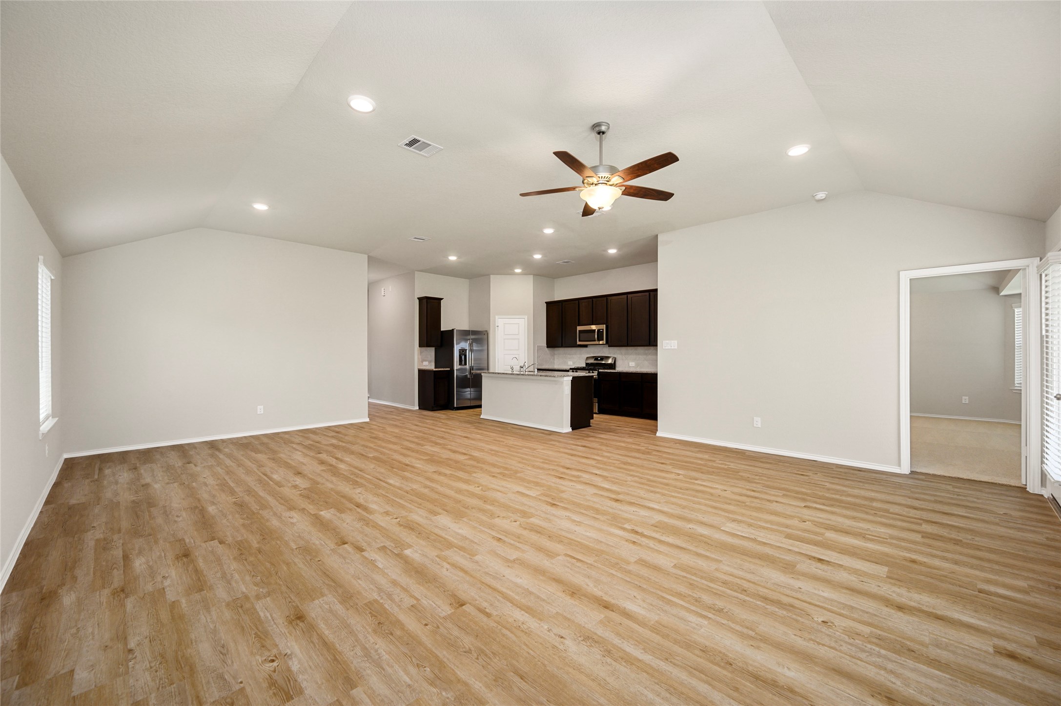 2123 Levant Lane Property Photo 11