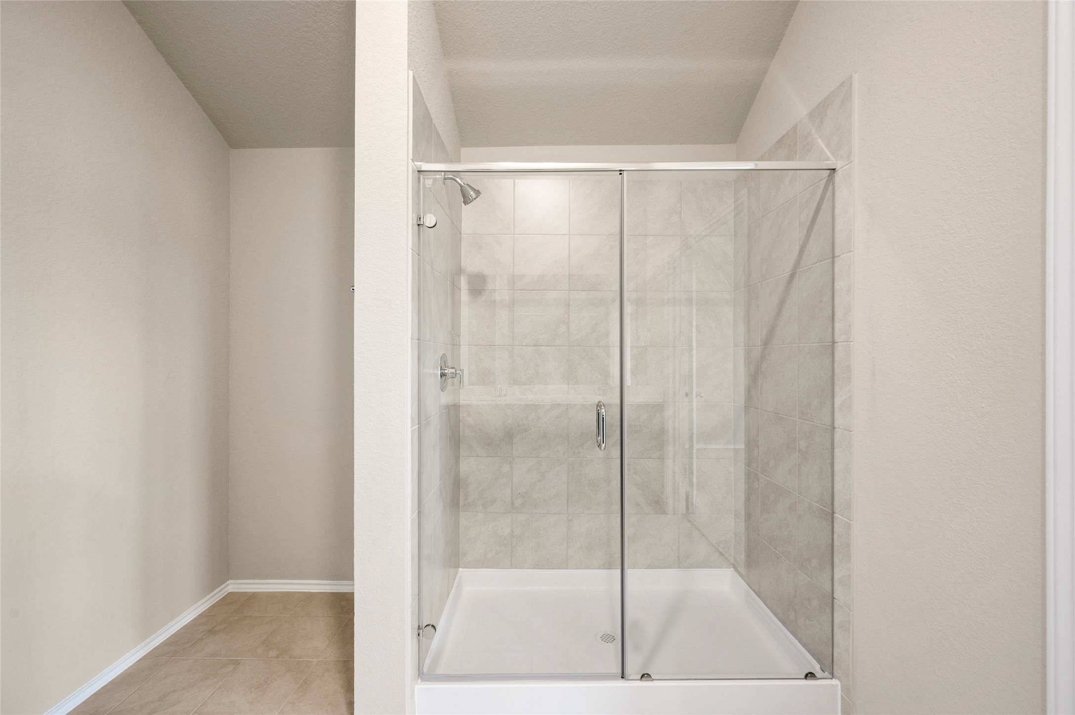 2123 Levant Lane Property Photo 16