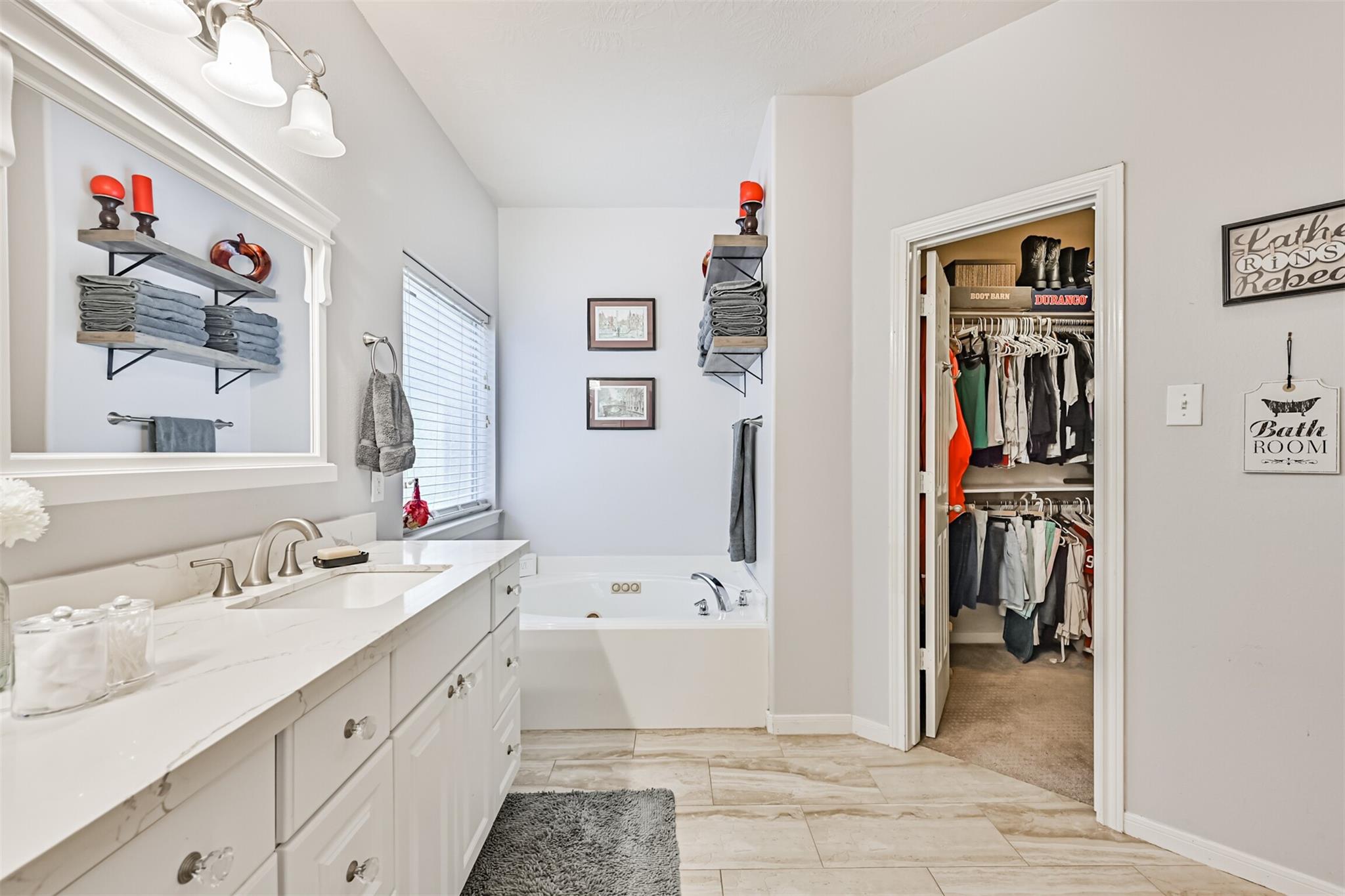 12527 Saratoga Woods Lane, Humble Tx 77346 Property Photo 4