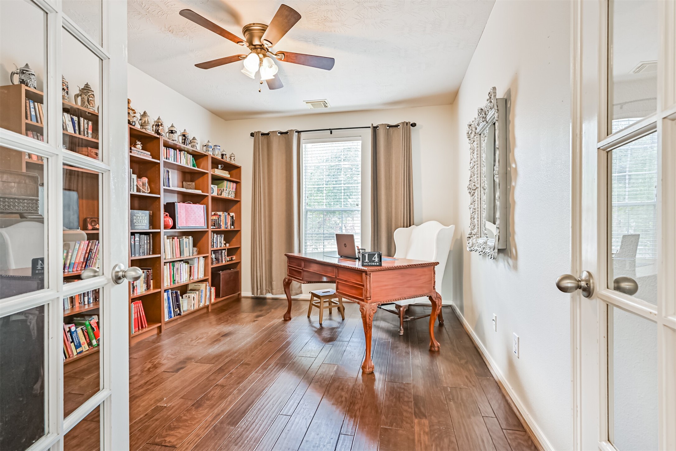 12527 Saratoga Woods Lane Property Photo 5