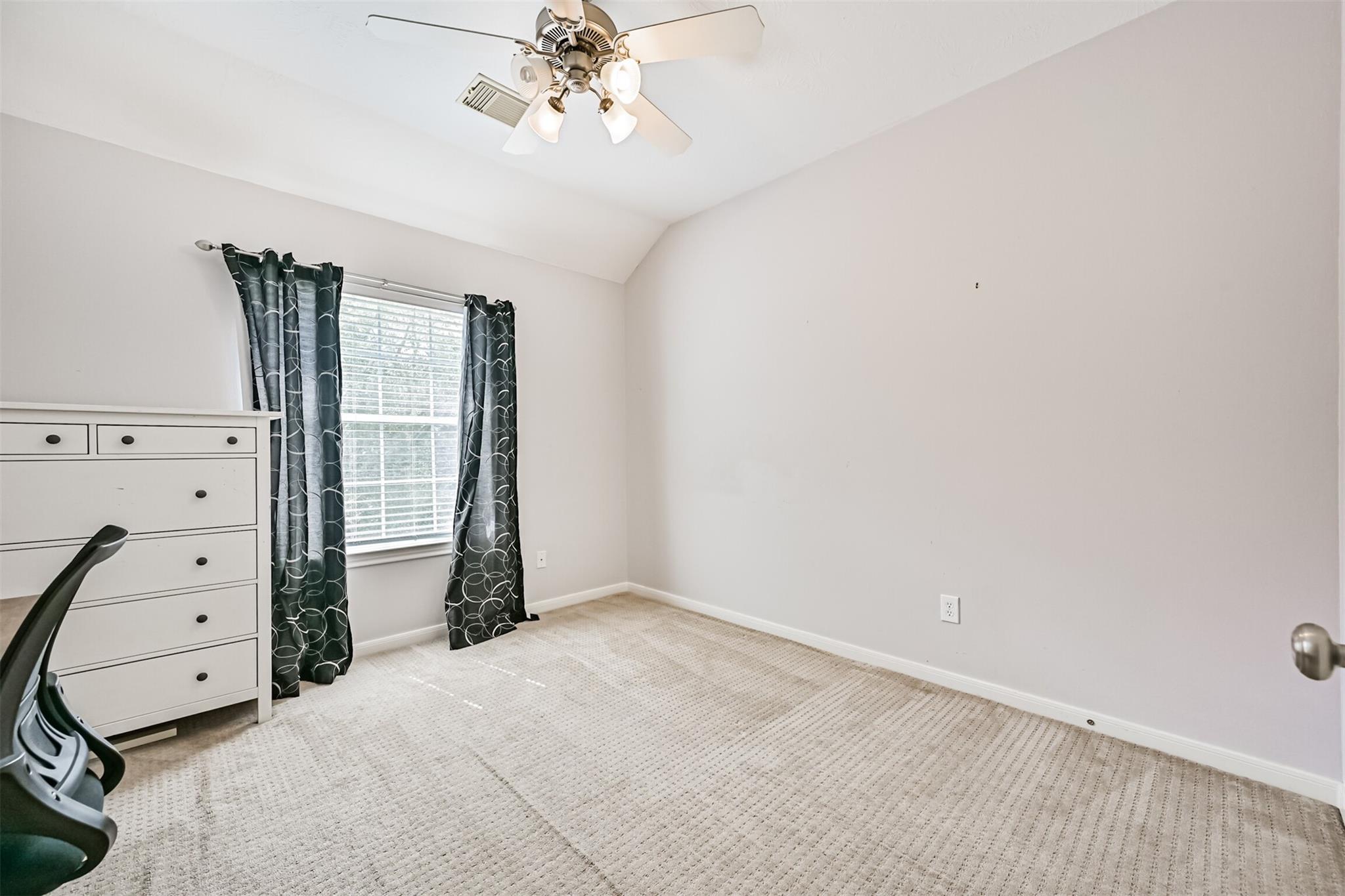 12527 Saratoga Woods Lane Property Photo 9