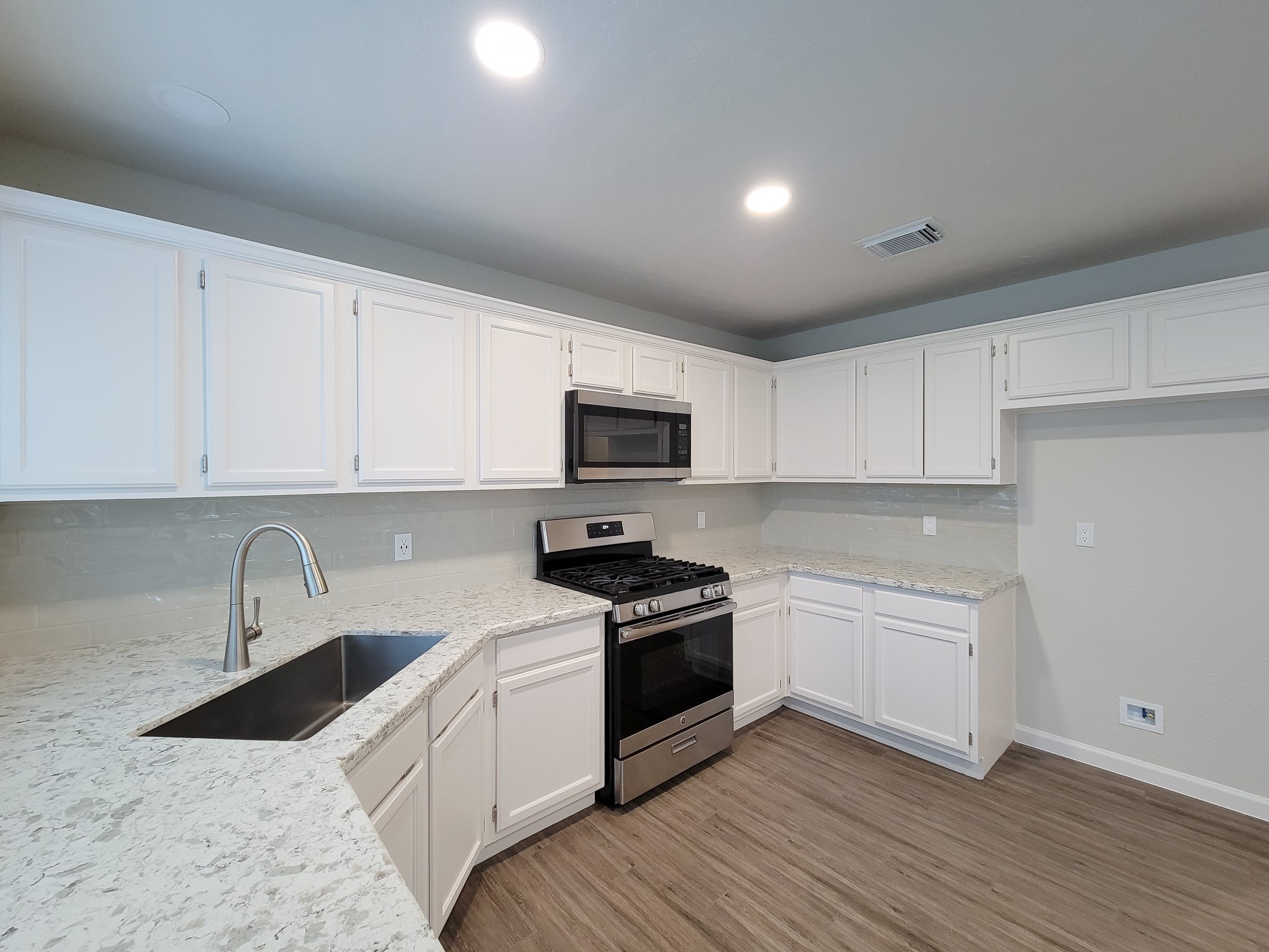 7777 Springville Drive Property Photo 10