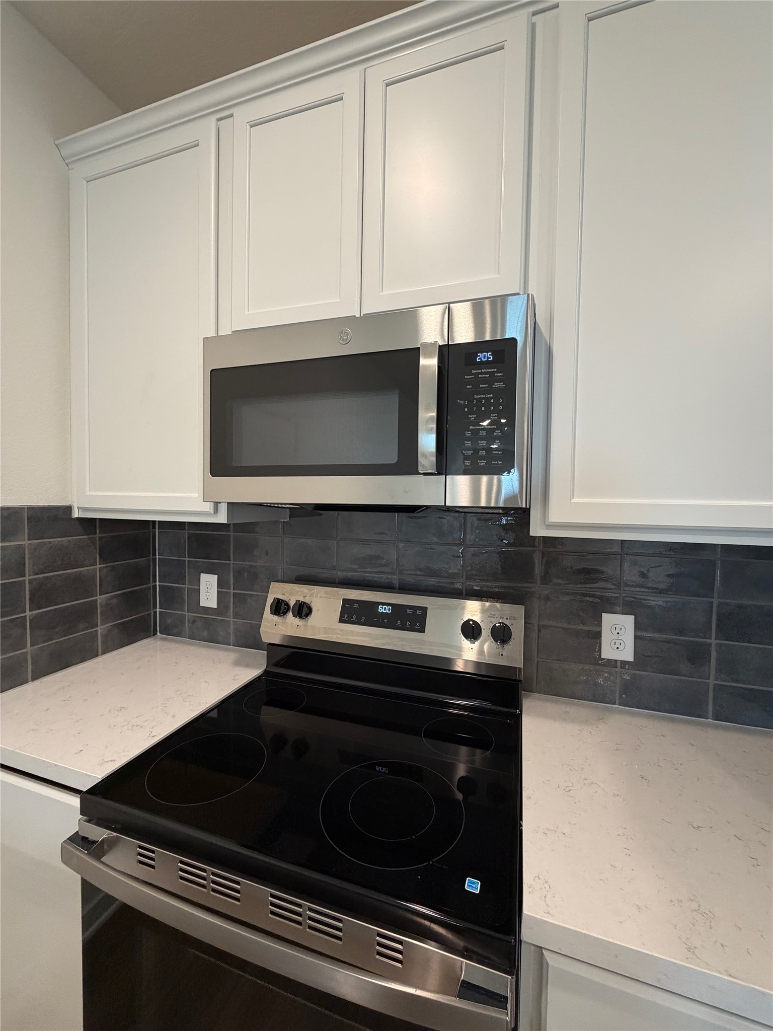 10661 Berry Branch Property Photo 6
