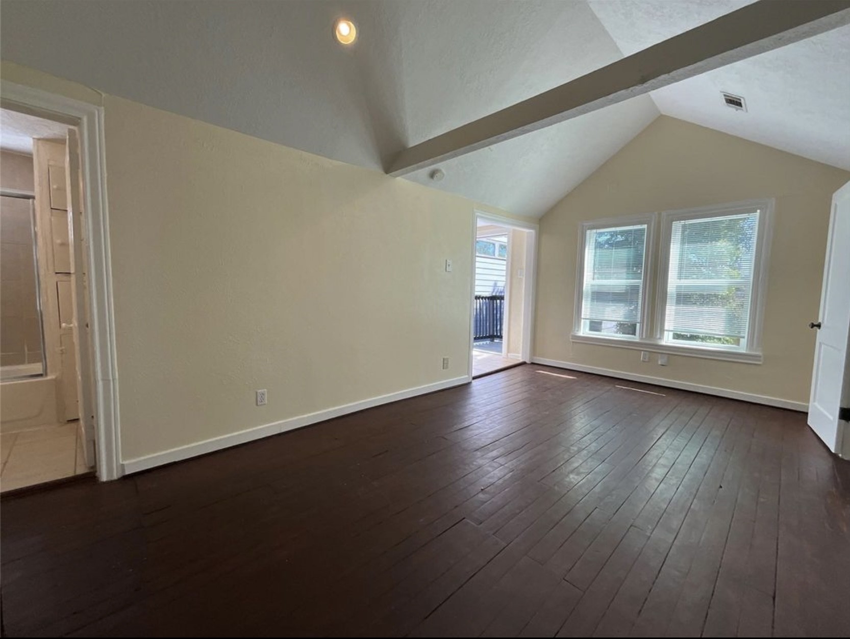 3403 Yupon Street Property Photo 25