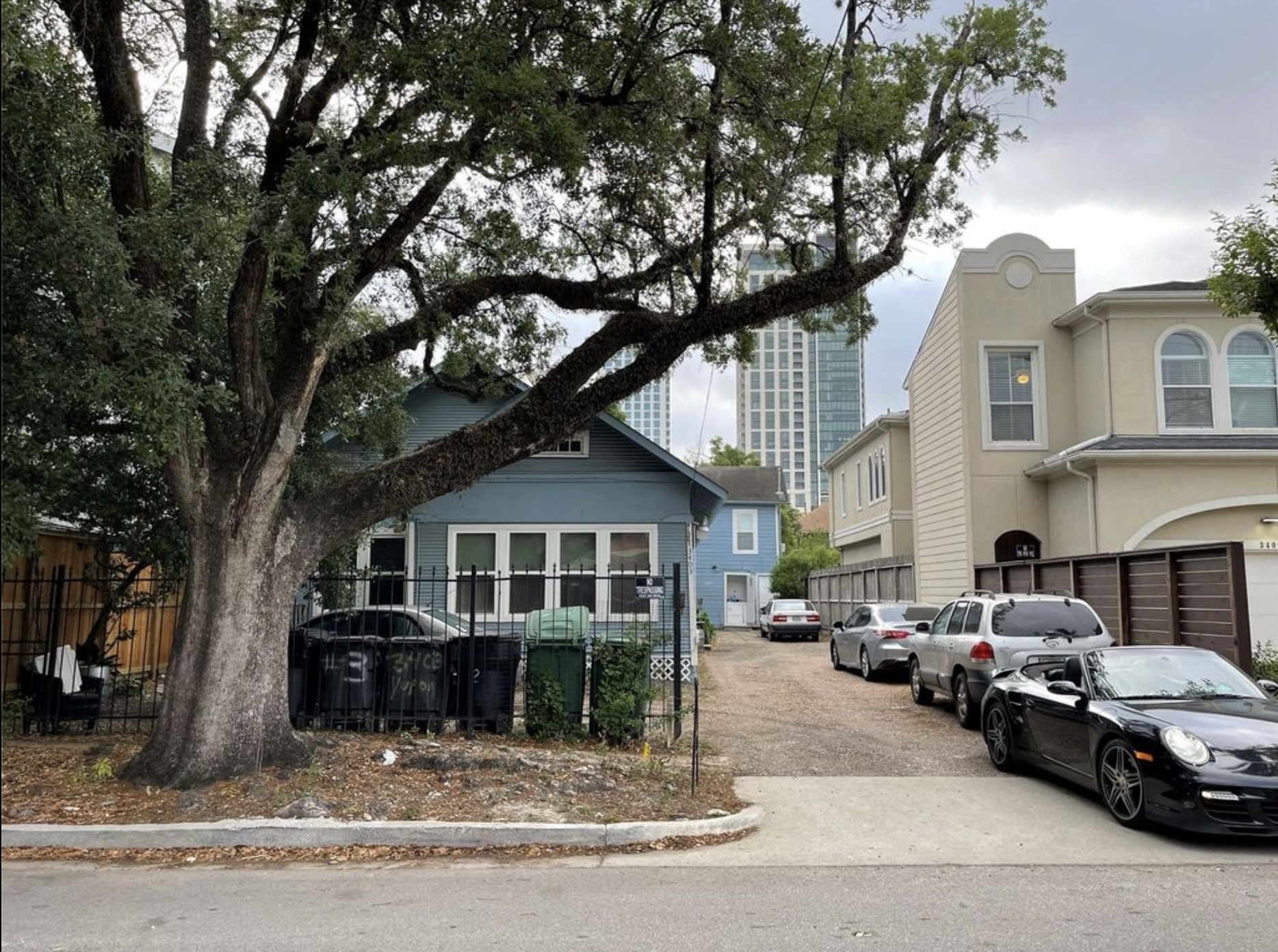 3403 Yupon Street Property Photo 29