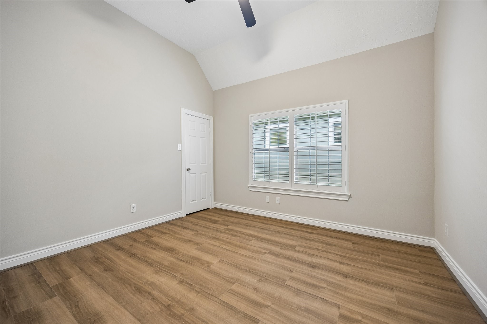 5818 Kiam Street Property Photo 25