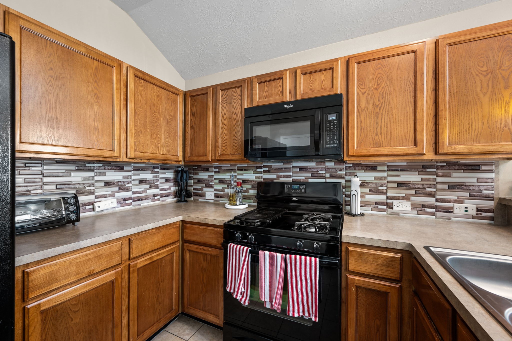 1023 Hampton Villa Lane Property Photo 9