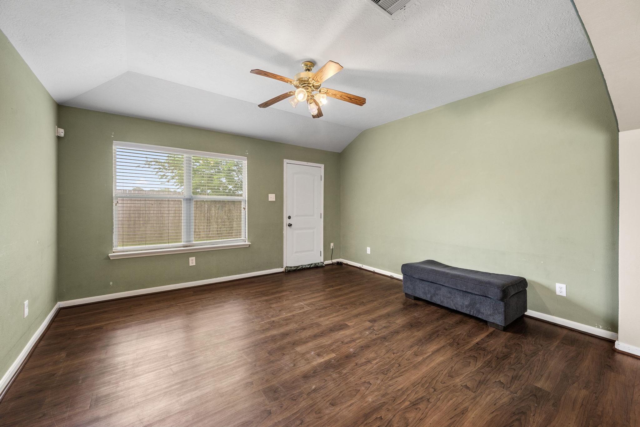 1023 Hampton Villa Lane Property Photo 13