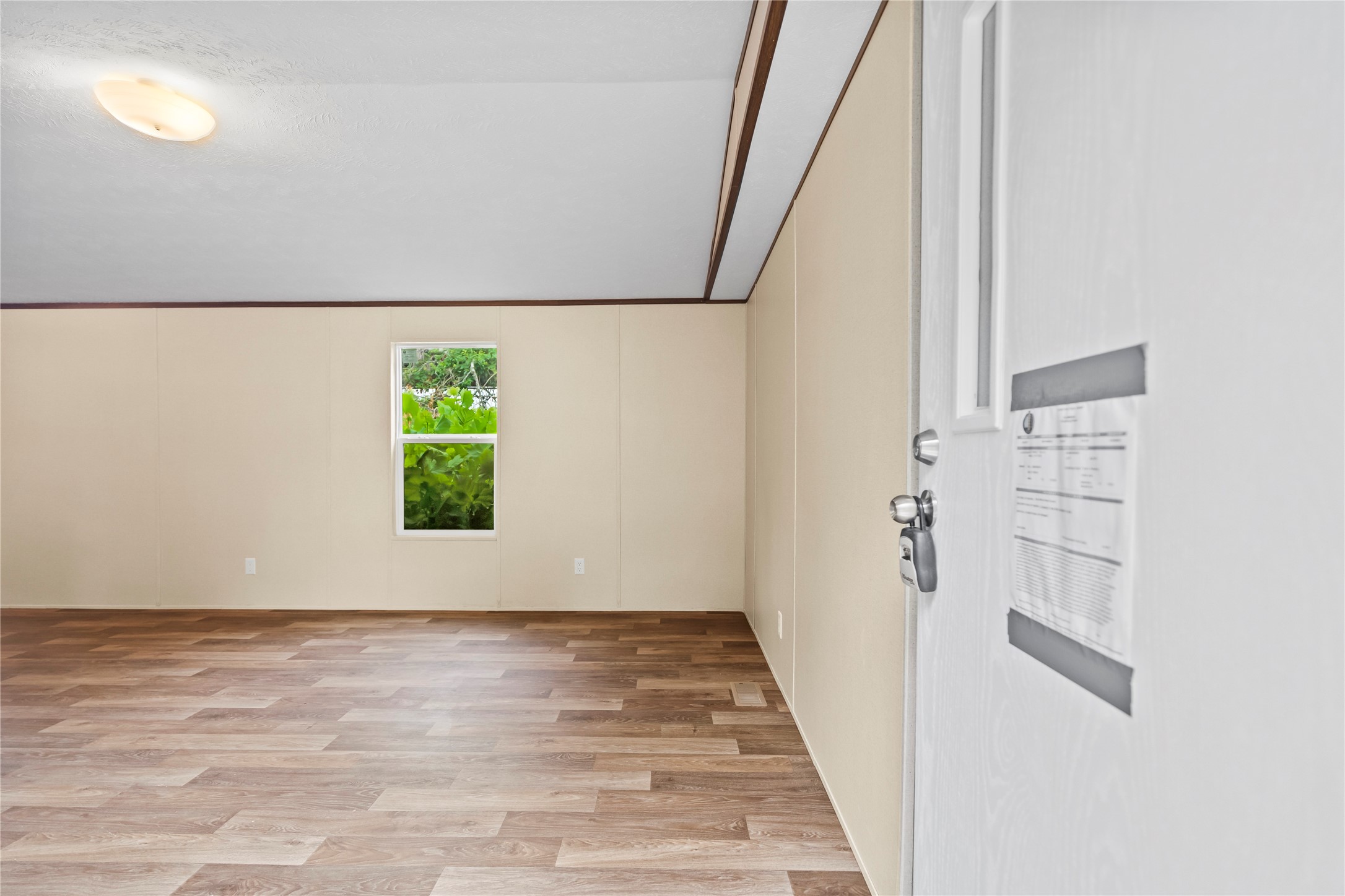202 S Trice Street 2 Property Photo 4