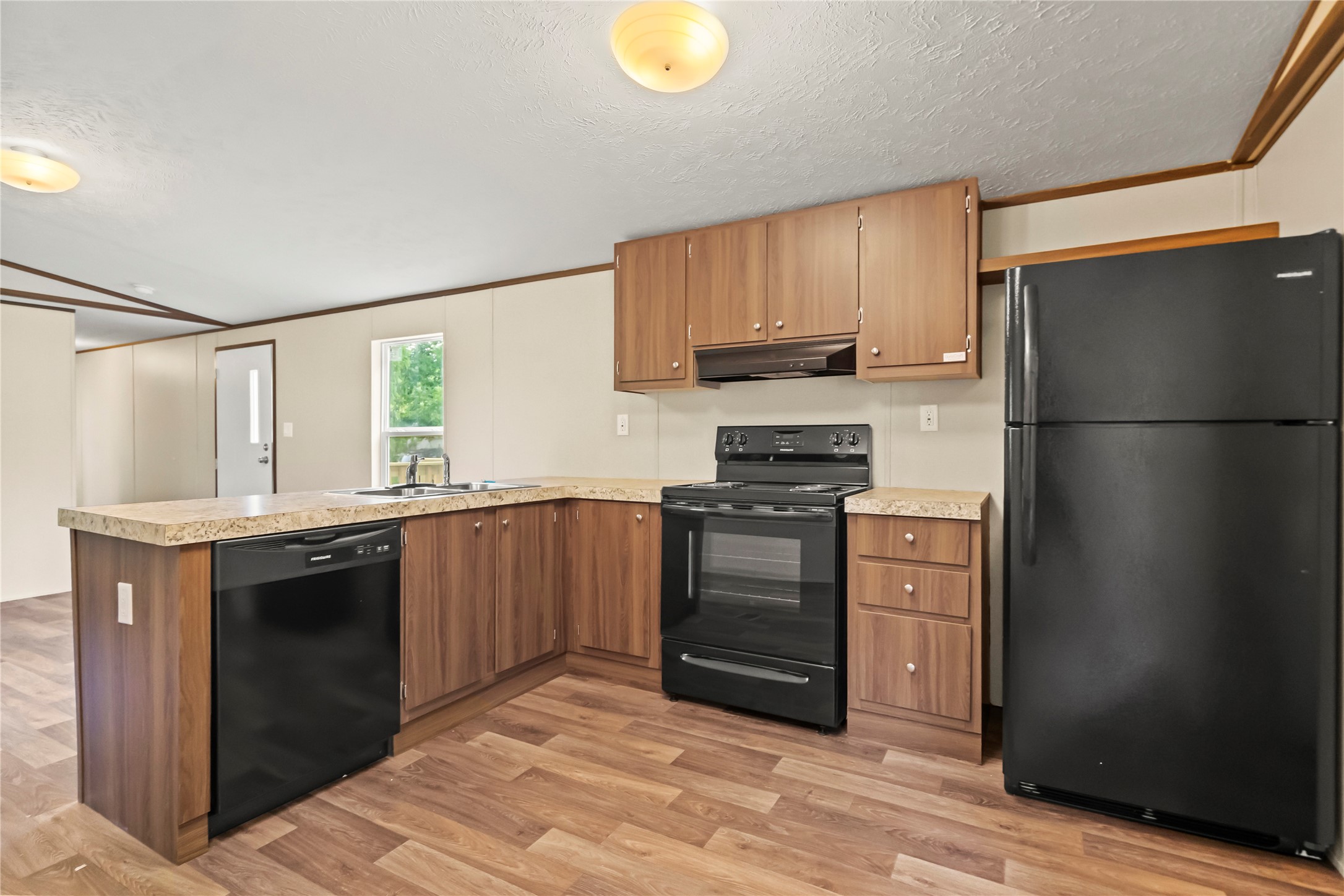 202 S Trice Street 2 Property Photo 9