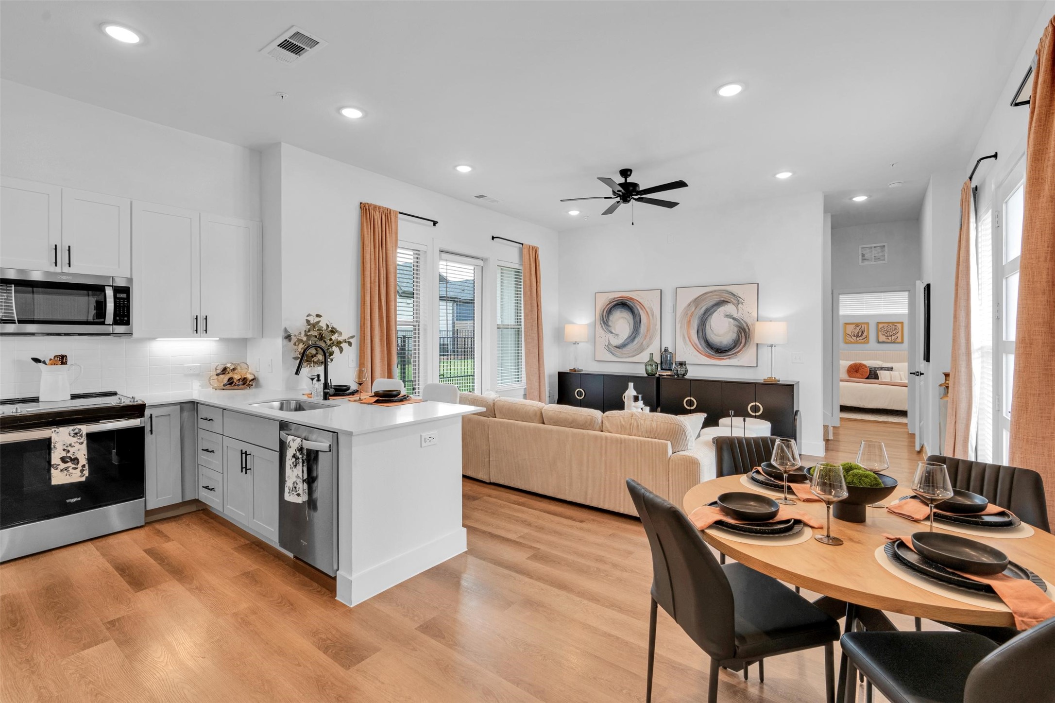 1848-811 Labrador Lane Property Photo 7