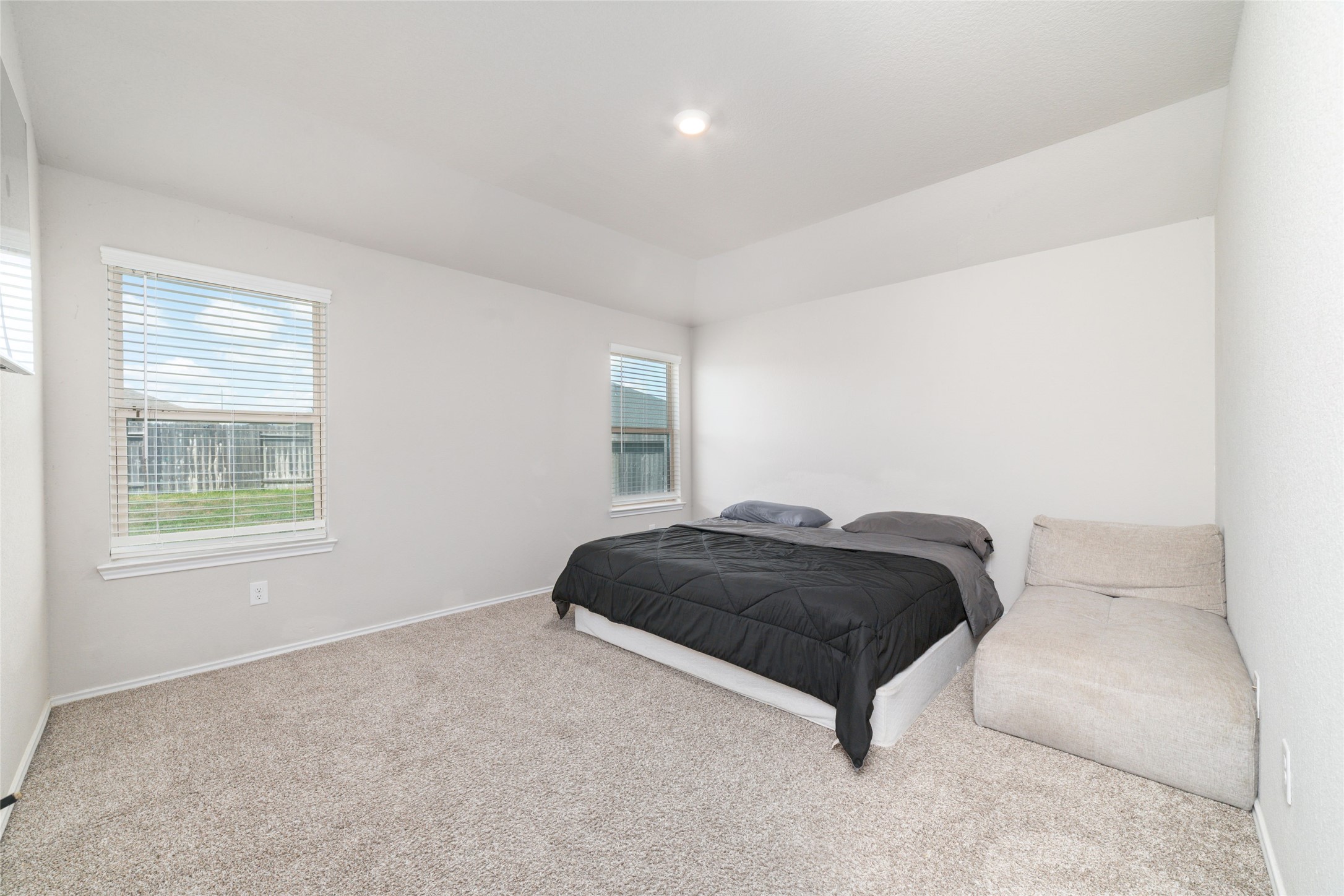 5127 Moravia Lane Property Photo 8