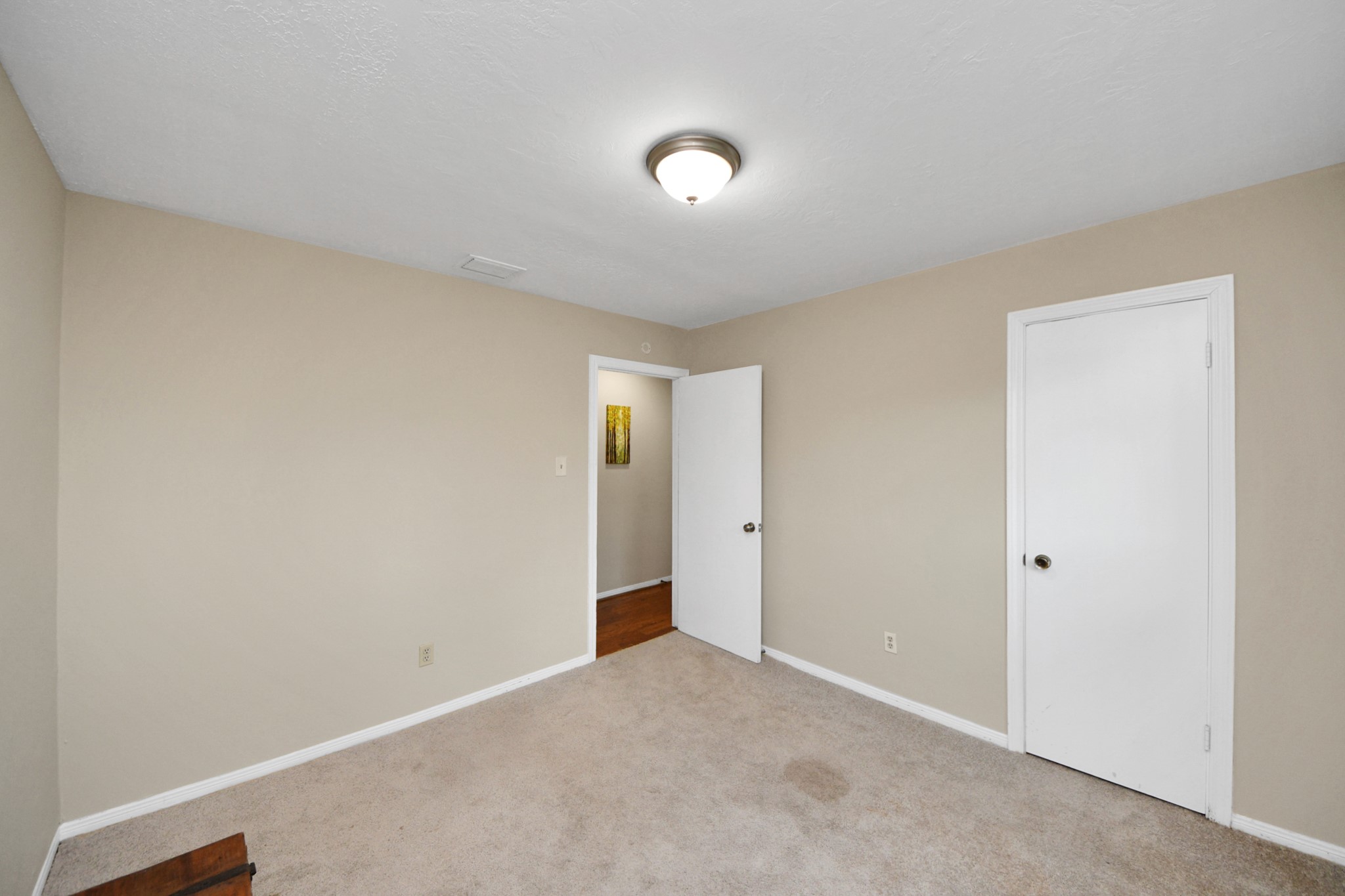 902 Old Mill Lane Property Photo 28