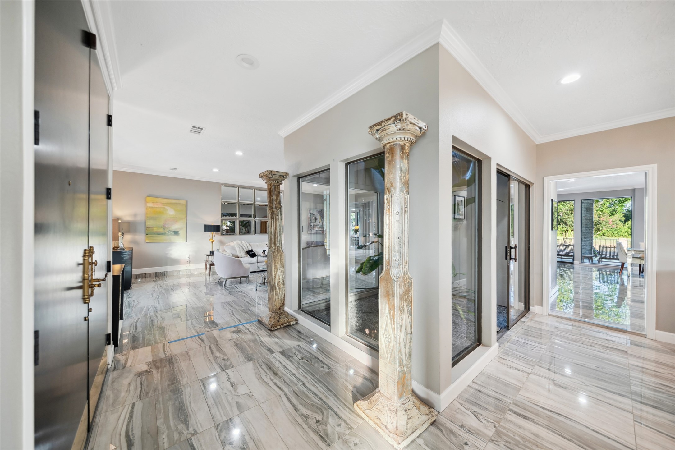 16310 Brook Forest Drive Property Photo 2