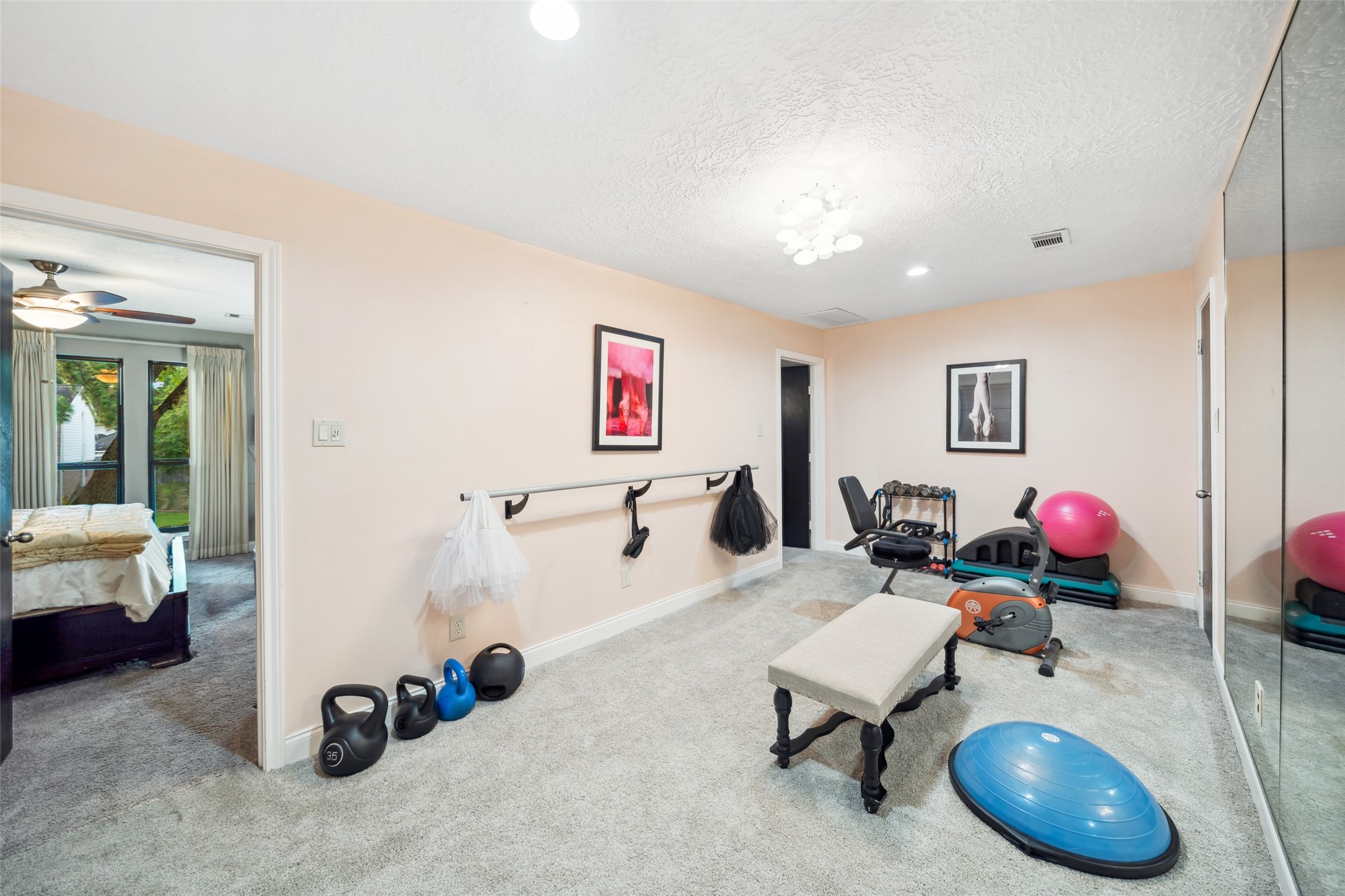16310 Brook Forest Drive Property Photo 32