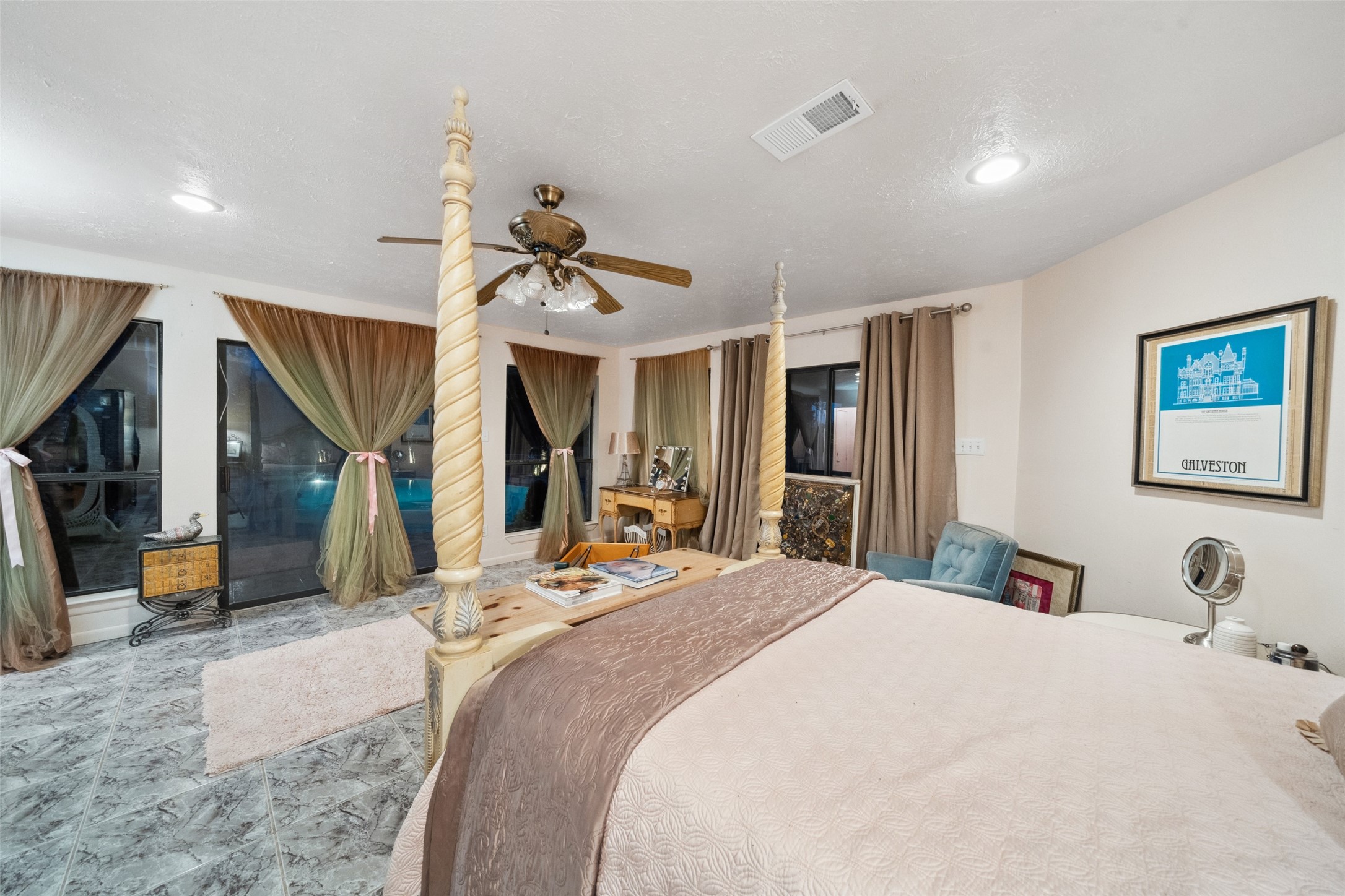 16310 Brook Forest Drive Property Photo 41