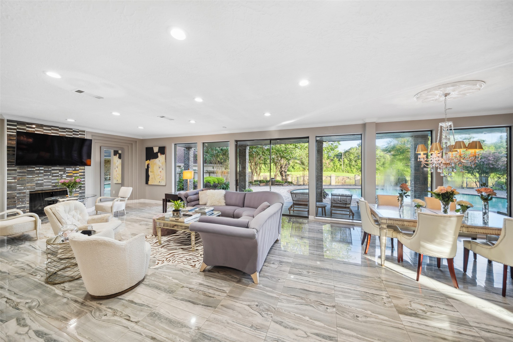 16310 Brook Forest Drive Property Photo 48