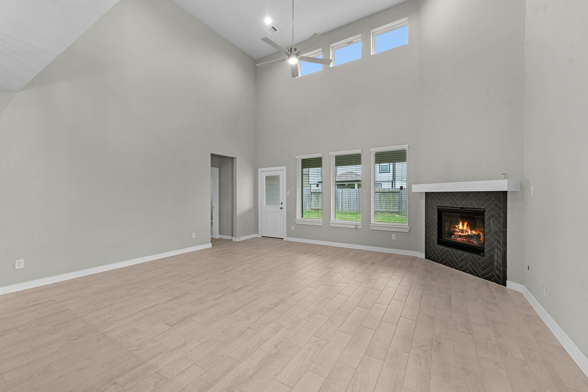 80 Shining Point Drive Property Photo 4