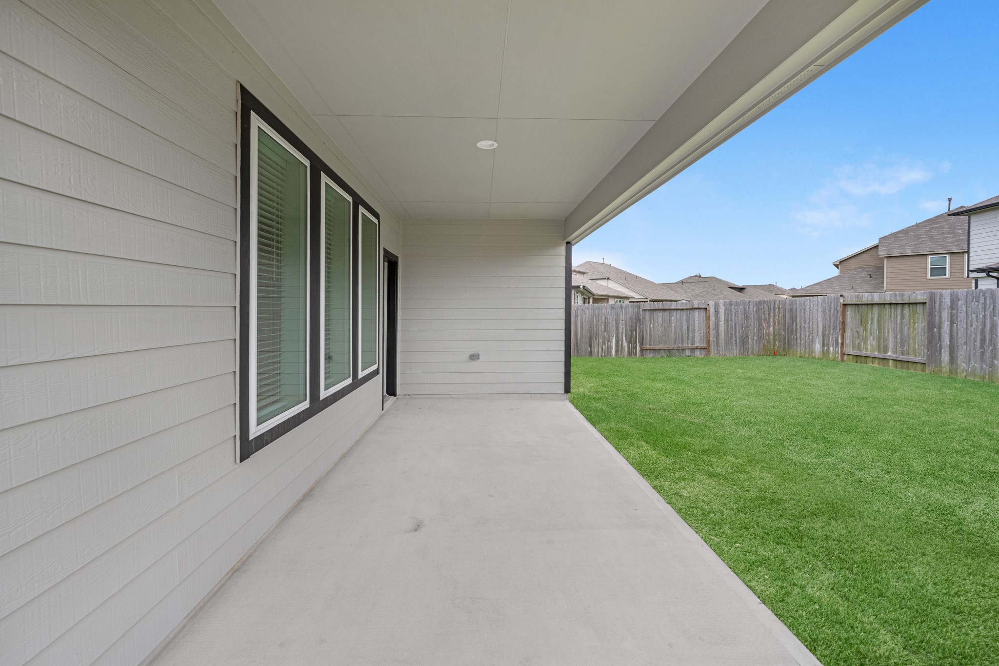 80 Shining Point Drive Property Photo 13