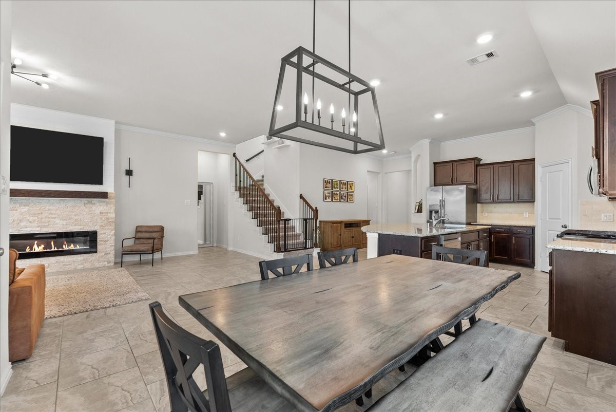 328 Woodway Drive Property Photo 15