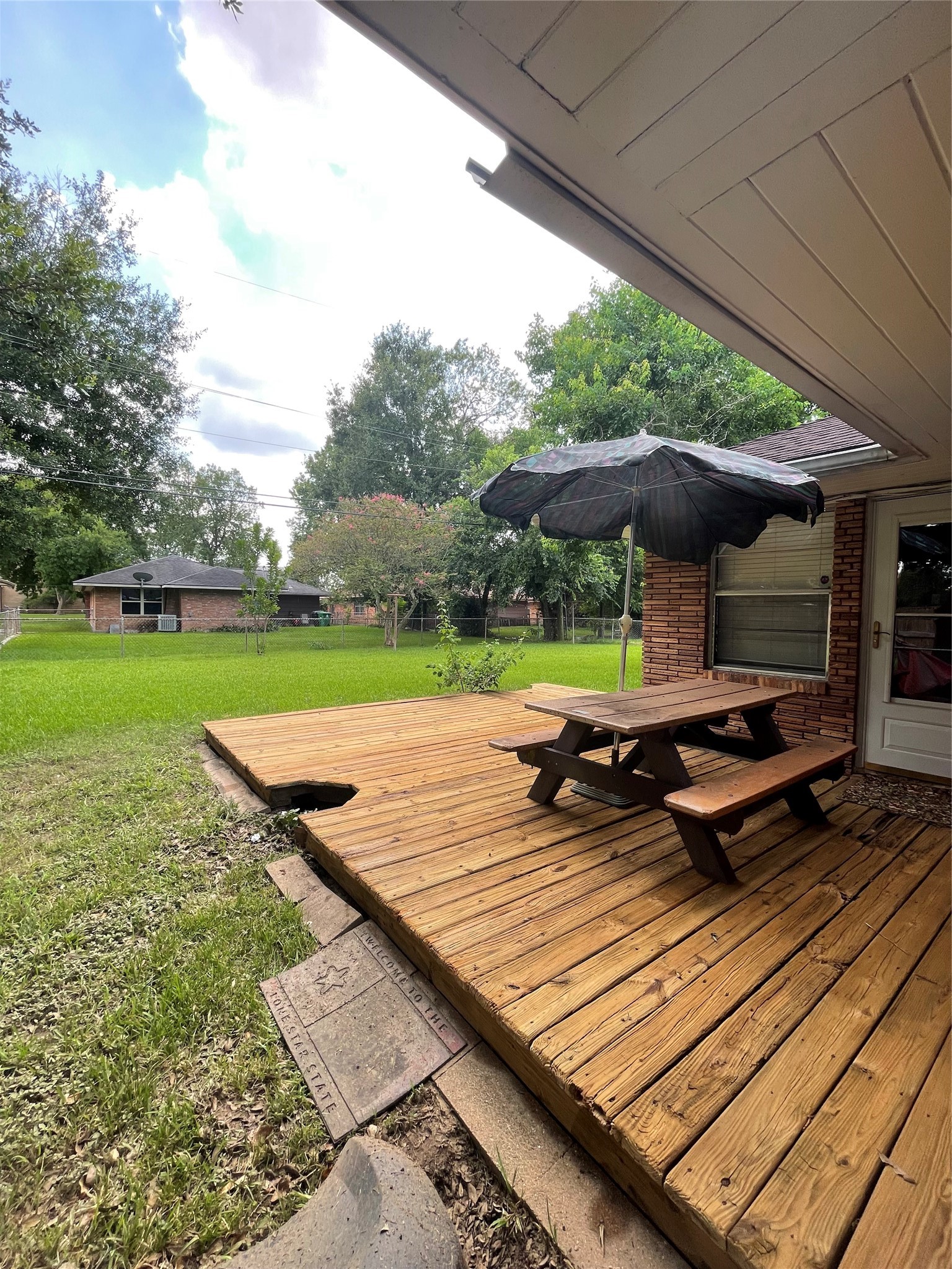 4017 Osby Drive Property Photo 12