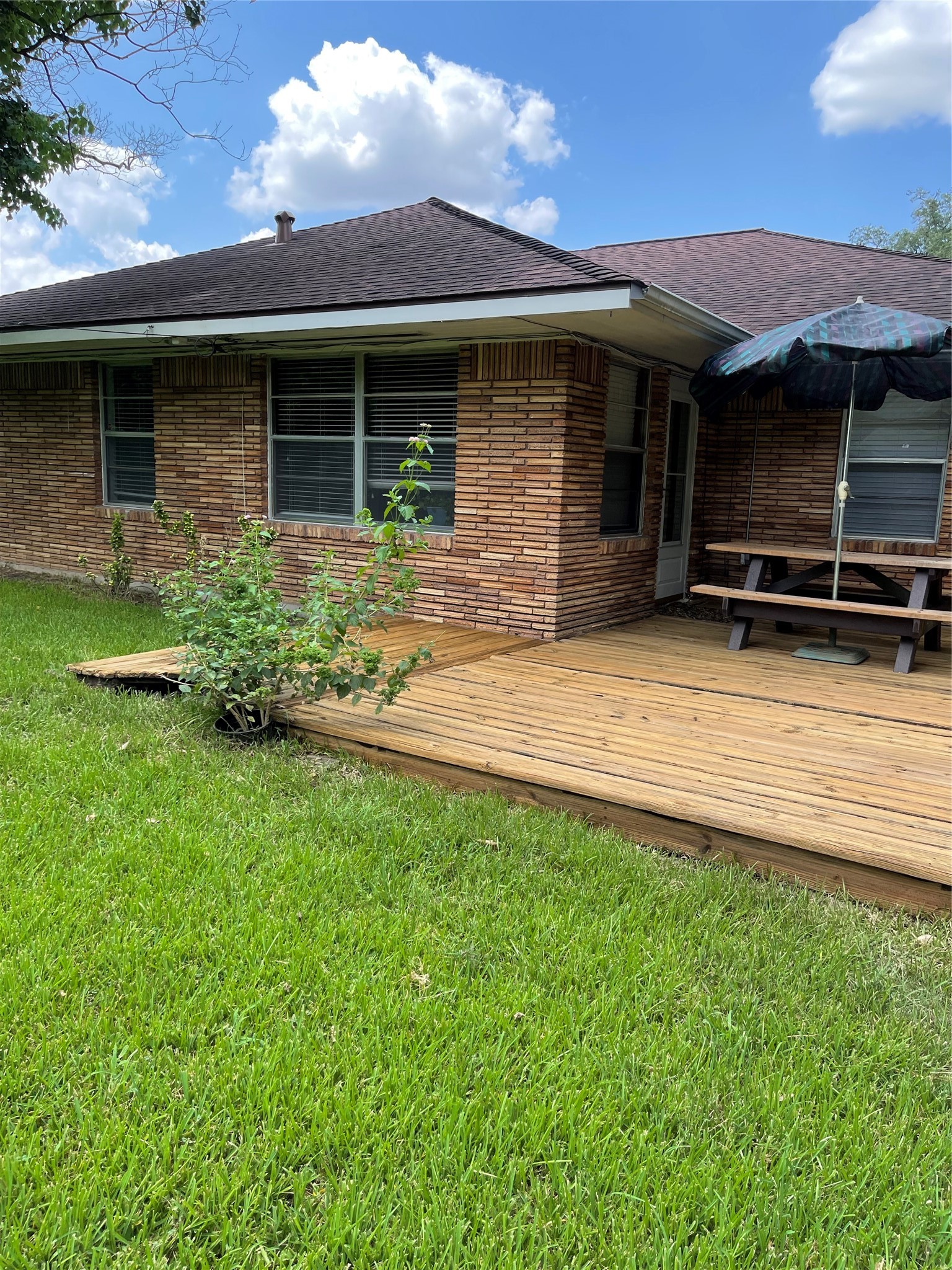 4017 Osby Drive Property Photo 13