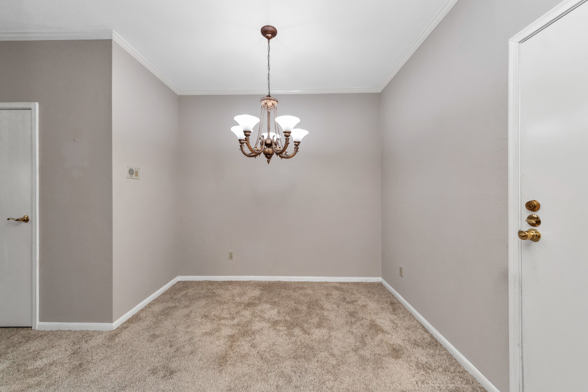 9850 Pagewood Lane 1304 Property Photo 8