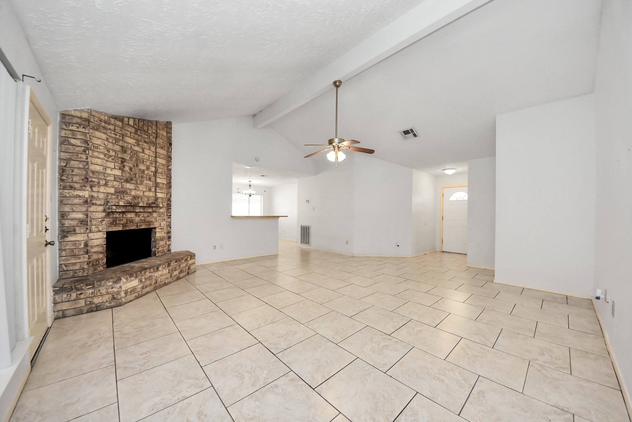 7627 Shoshone Drive Property Photo 6