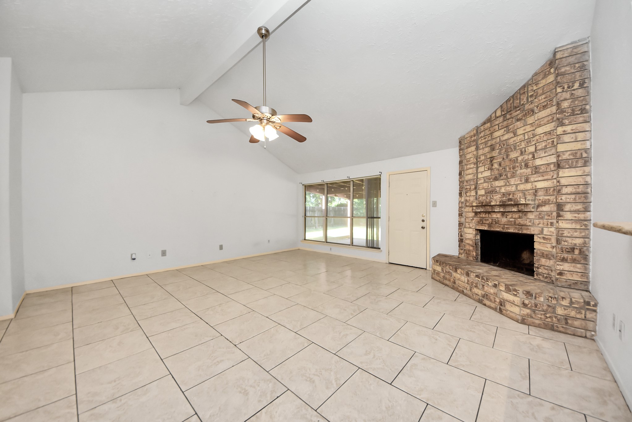 7627 Shoshone Drive Property Photo 8