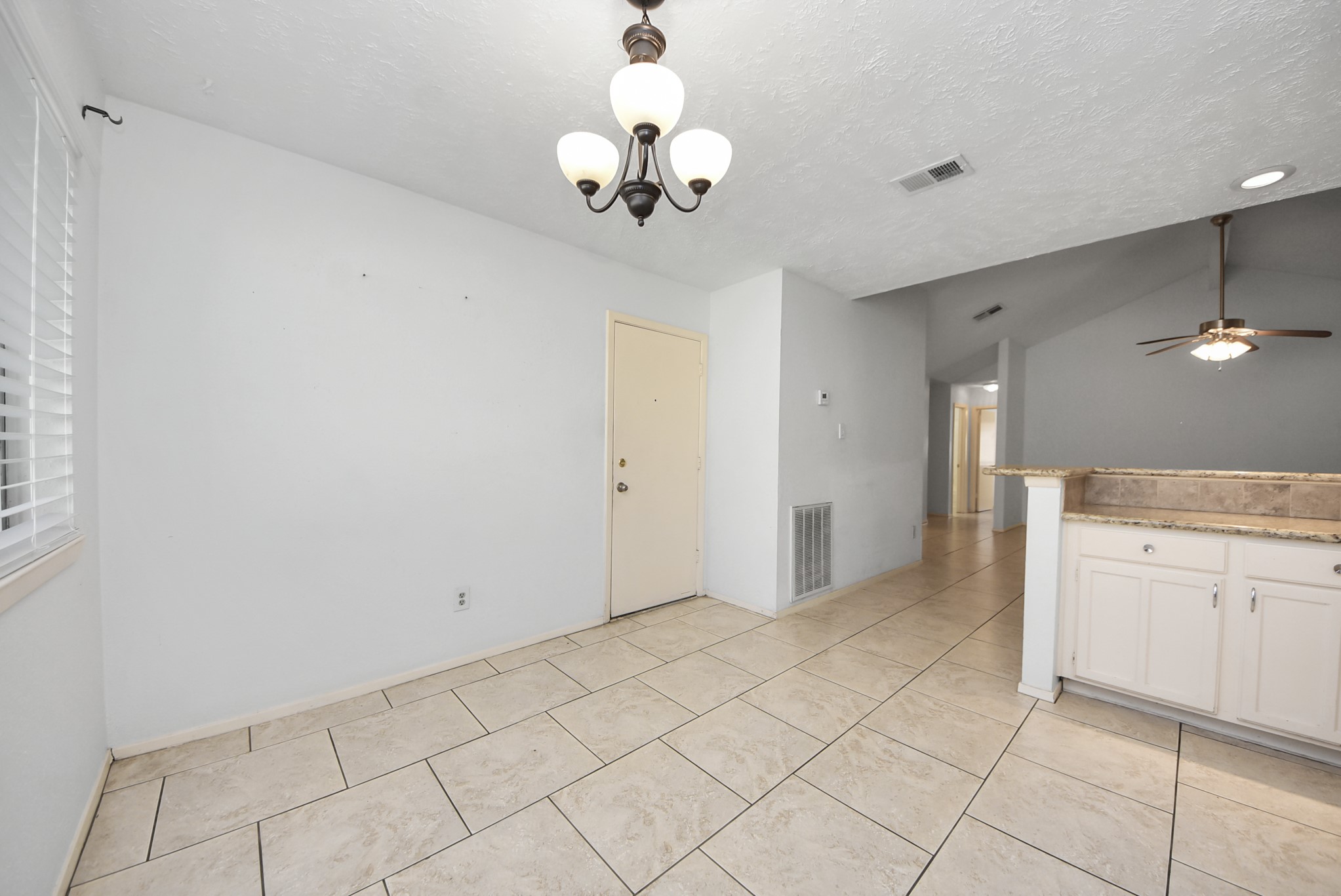 7627 Shoshone Drive Property Photo 10