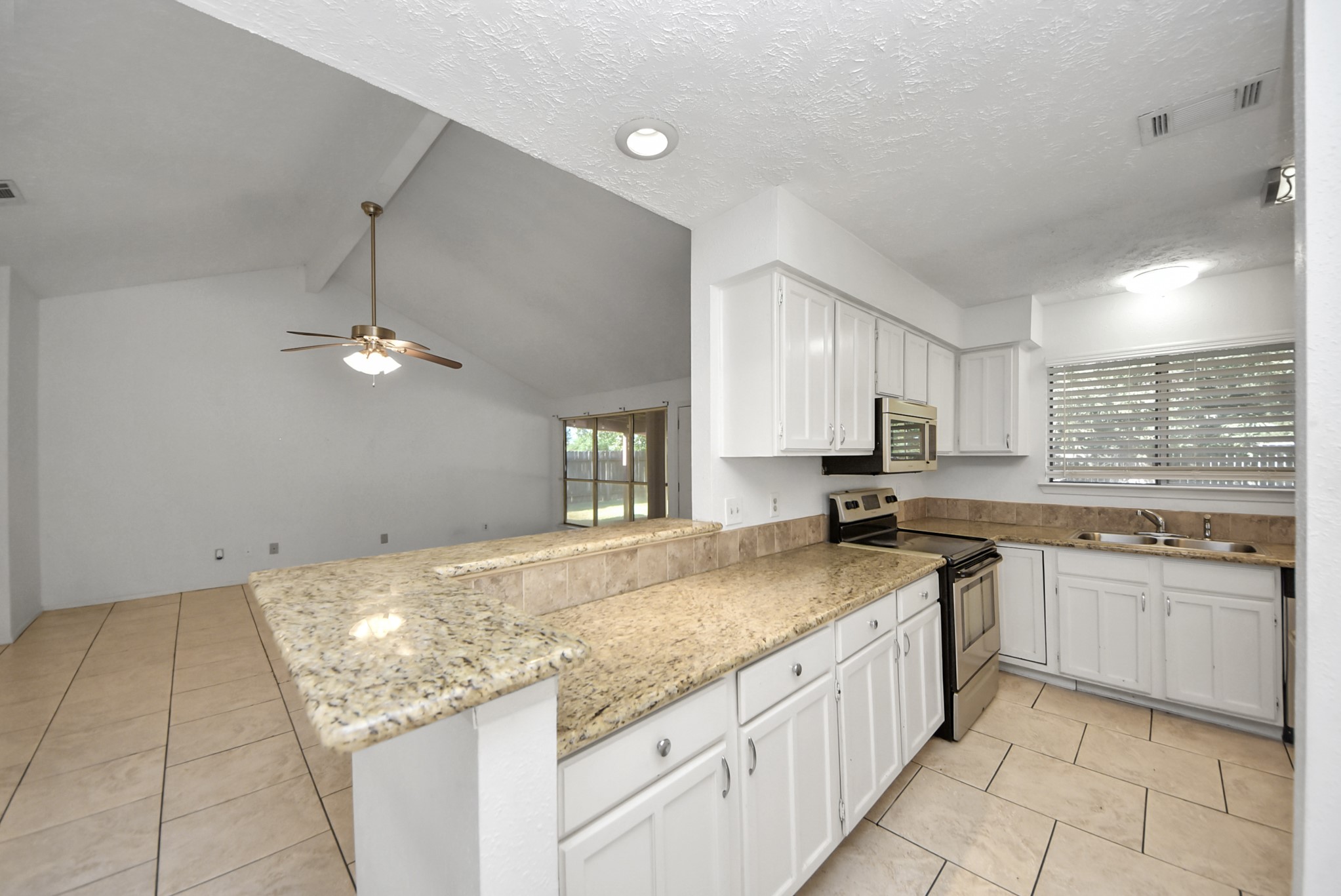 7627 Shoshone Drive Property Photo 16
