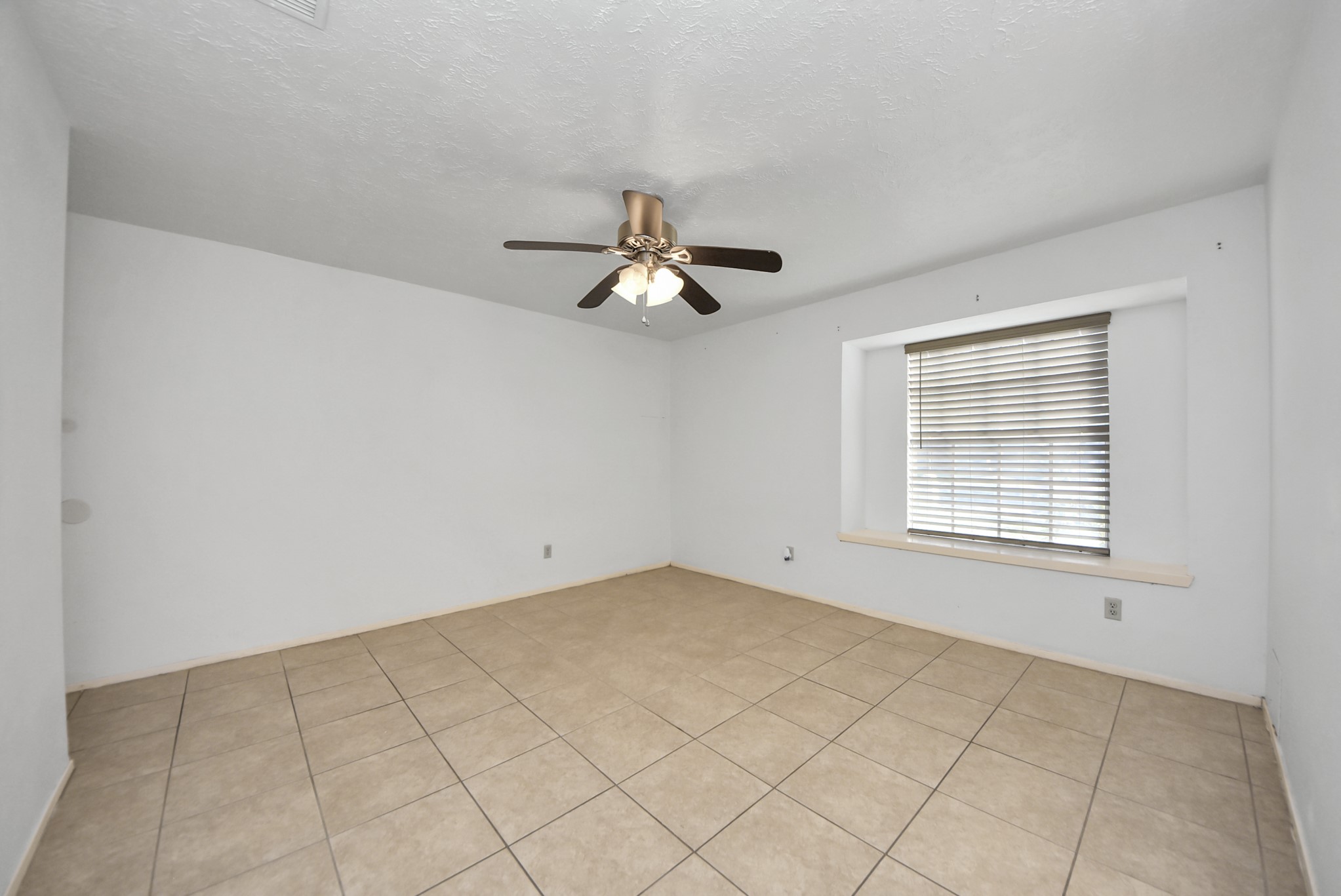 7627 Shoshone Drive Property Photo 25