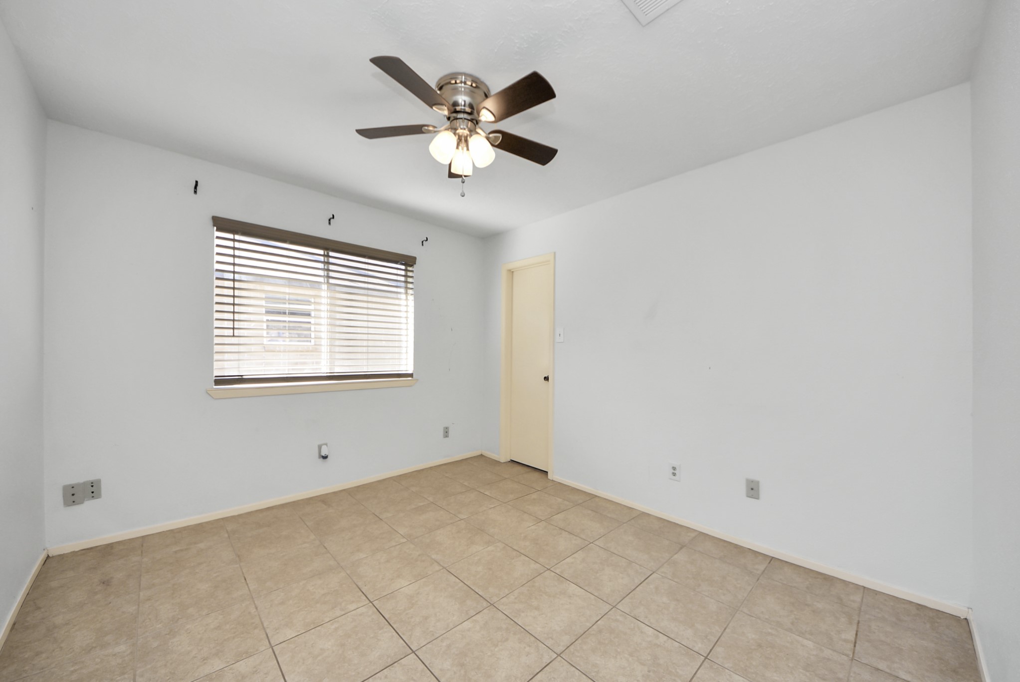 7627 Shoshone Drive Property Photo 34