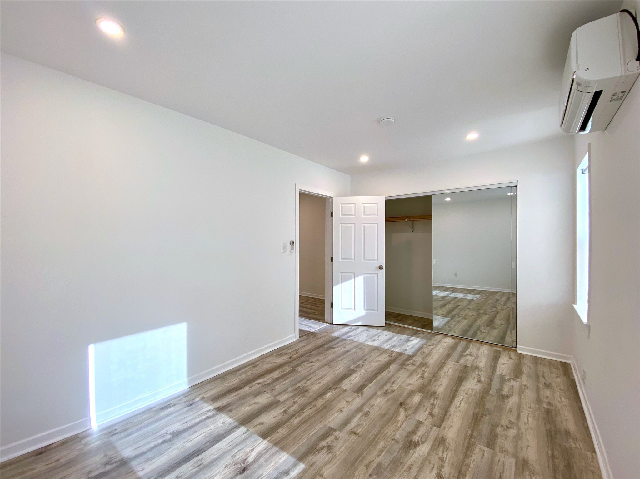 2025 1/2 Brun Street Property Photo 7