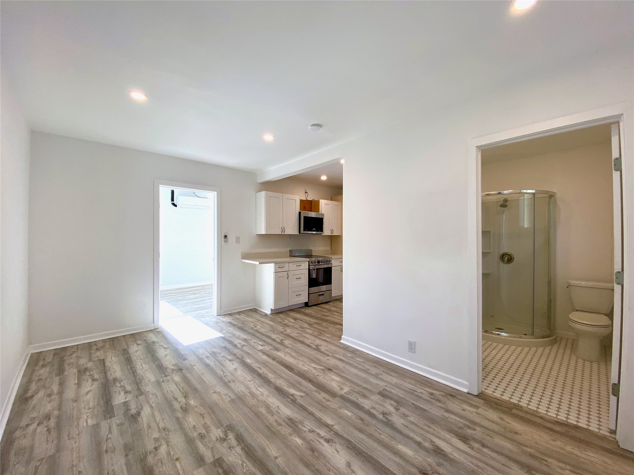 2025 1/2 Brun Street Property Photo 9