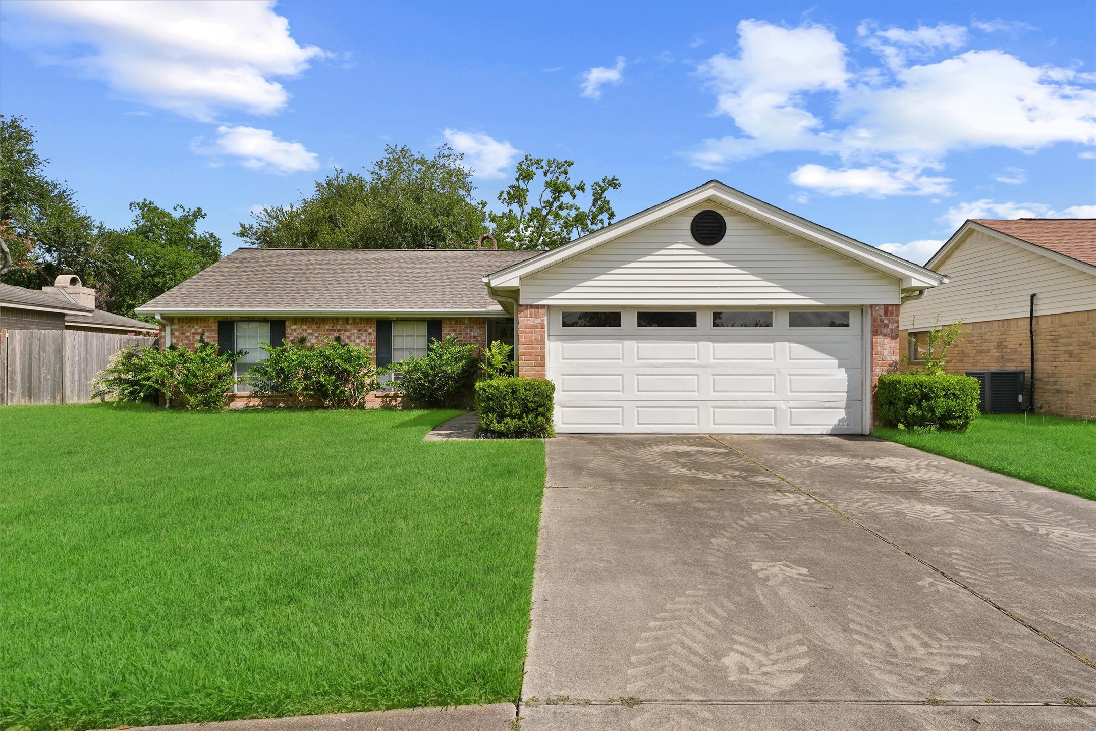 5106 Abercreek Avenue Property Photo 1