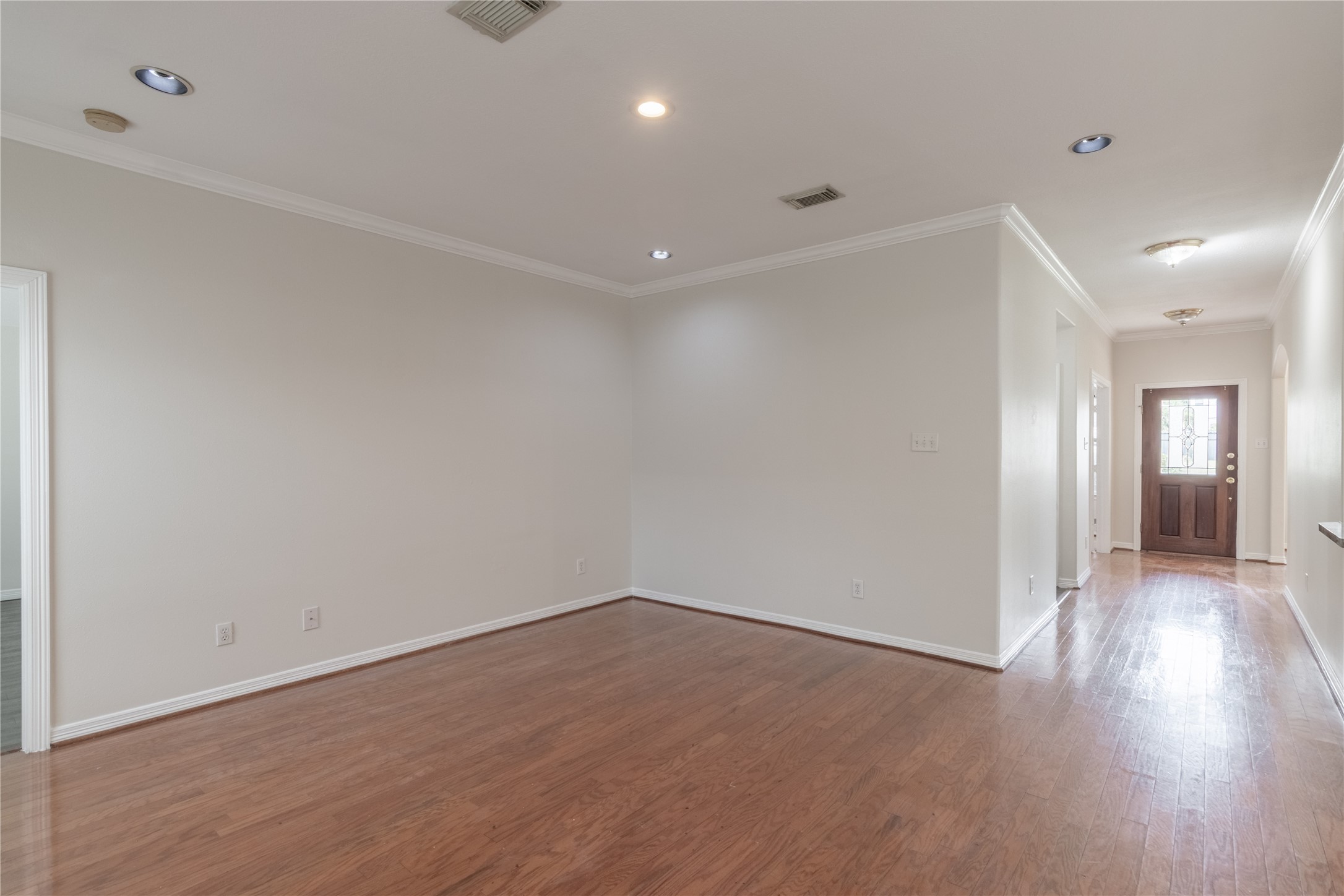 3517 Drew Street Property Photo 12