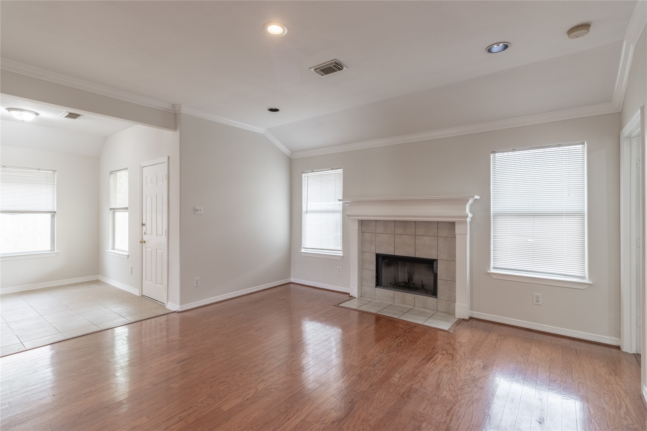3517 Drew Street Property Photo 14