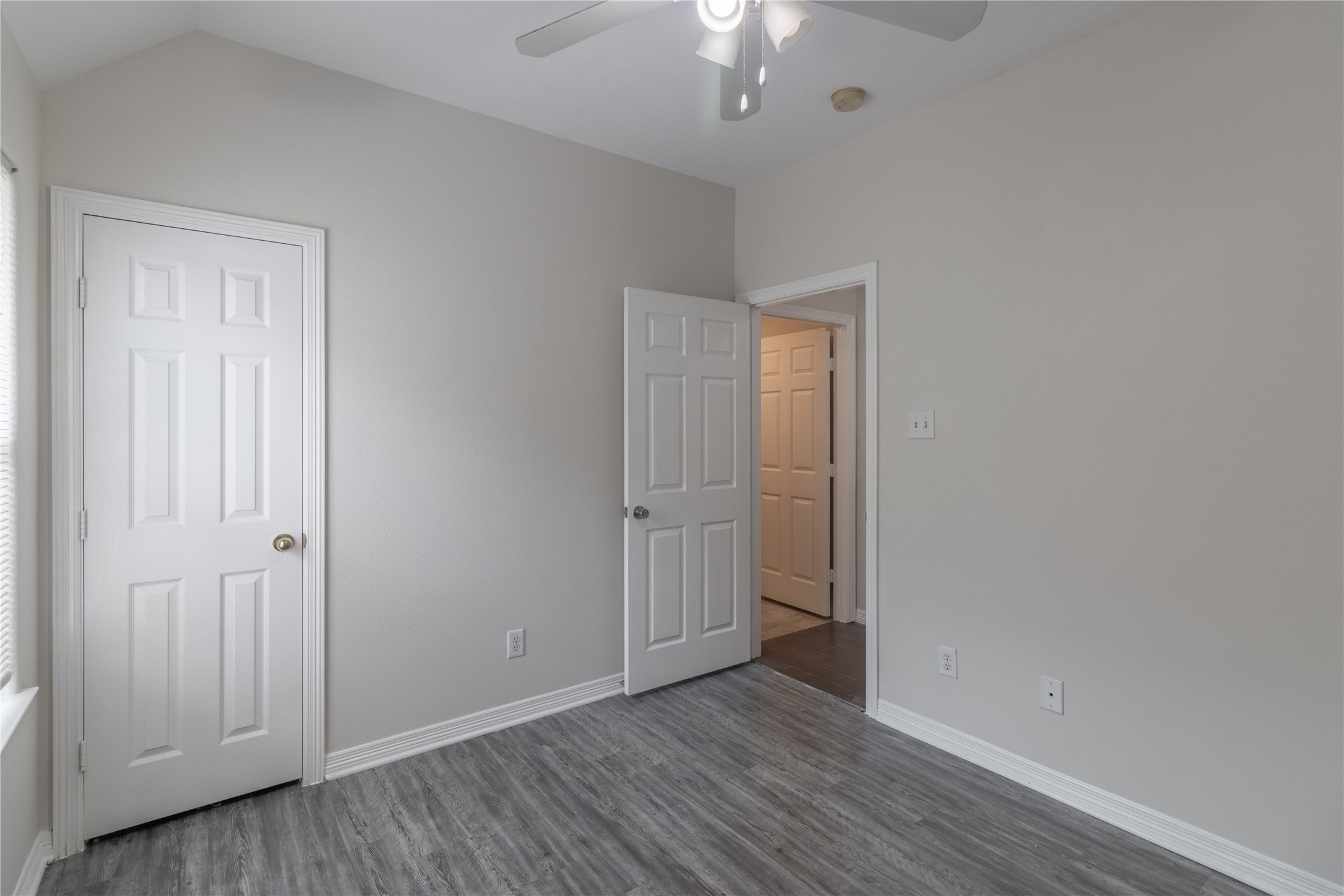 3517 Drew Street Property Photo 17