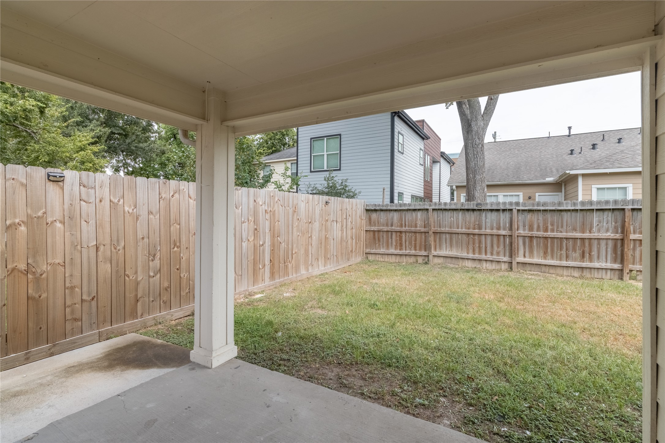 3517 Drew Street Property Photo 22
