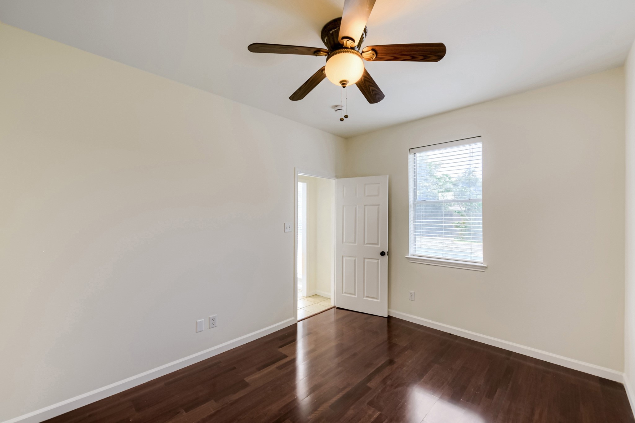 4503 Toledo Bend Drive Property Photo 6