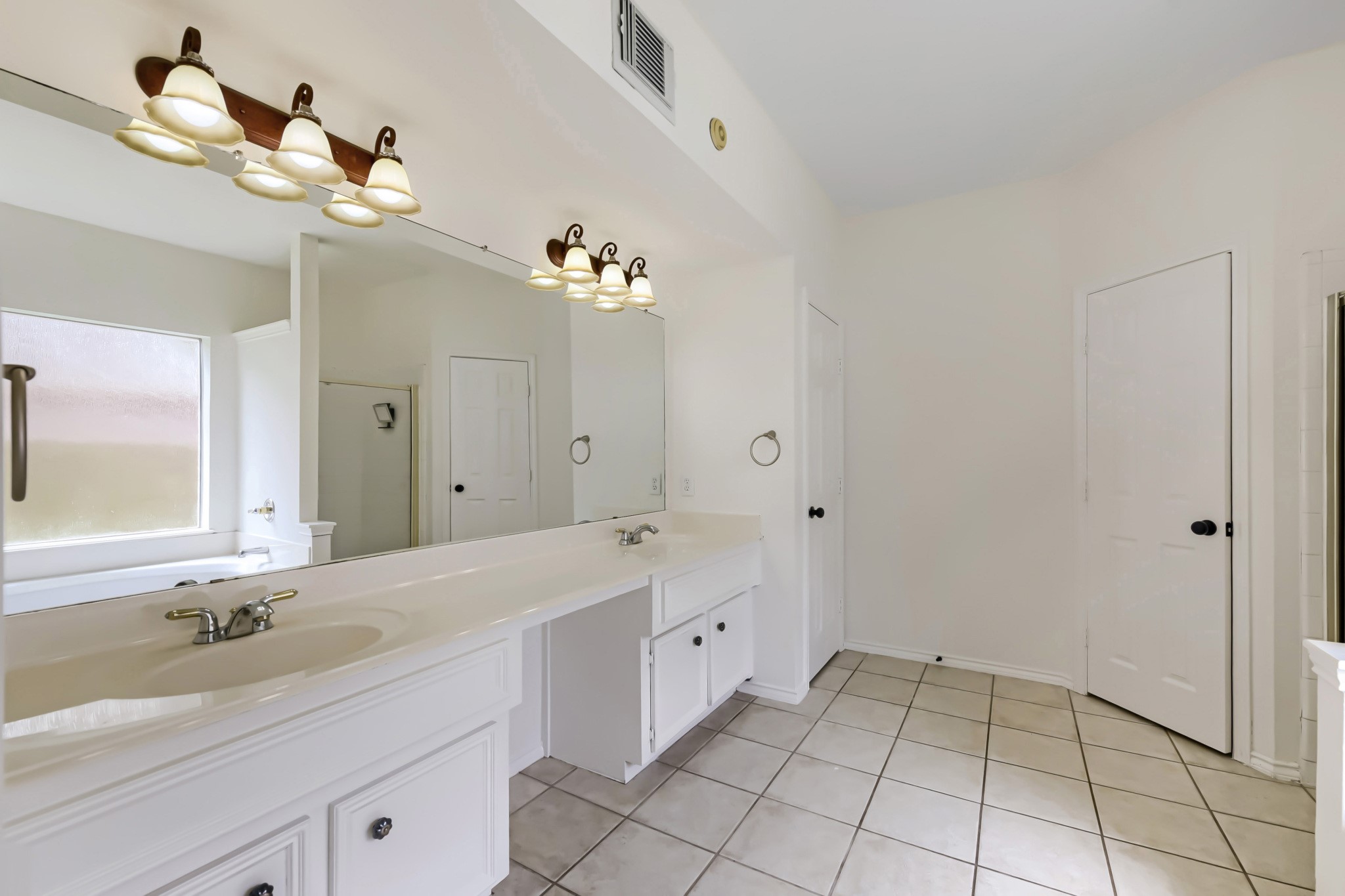 4503 Toledo Bend Drive Property Photo 7