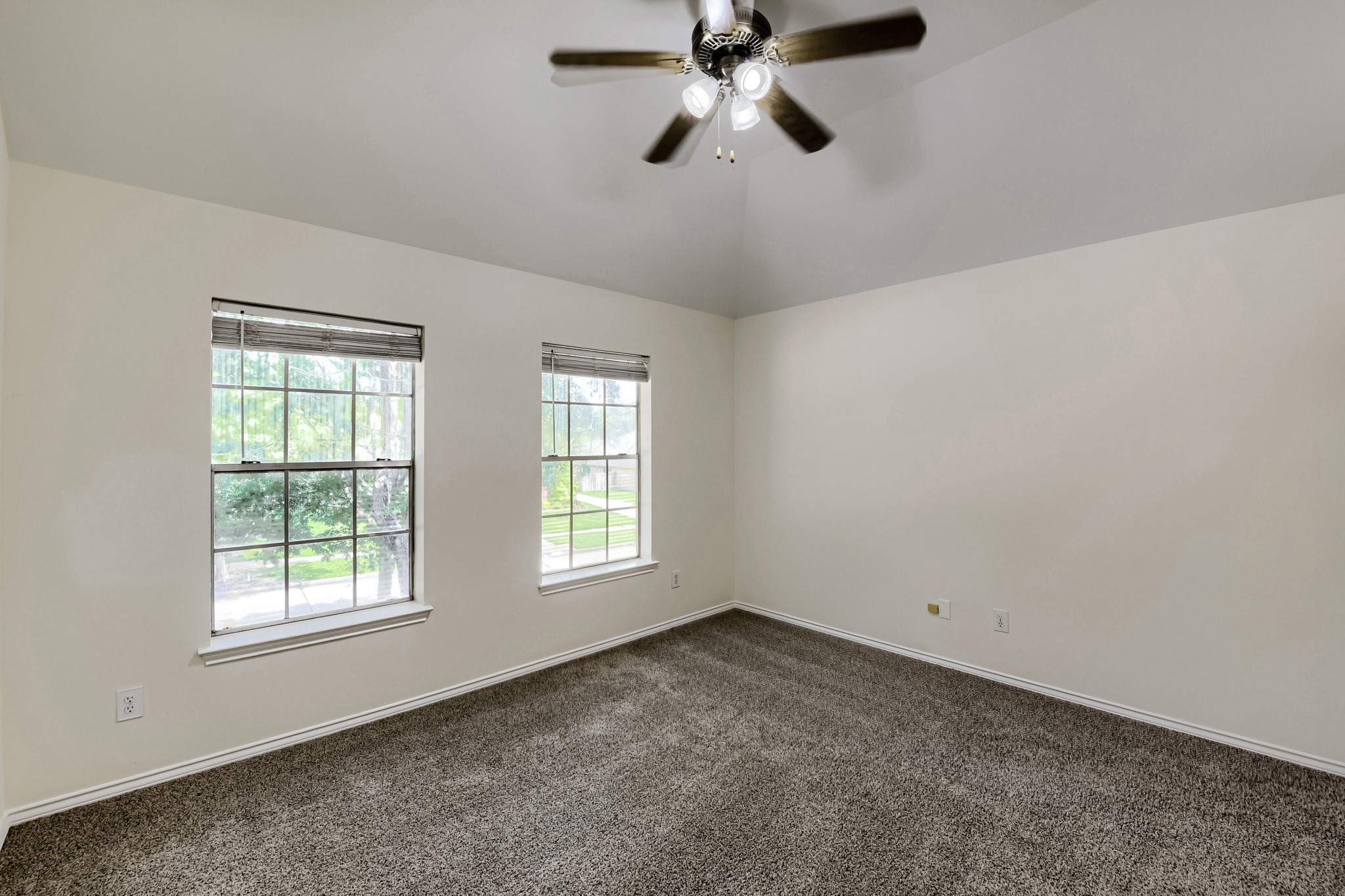 4503 Toledo Bend Drive Property Photo 17