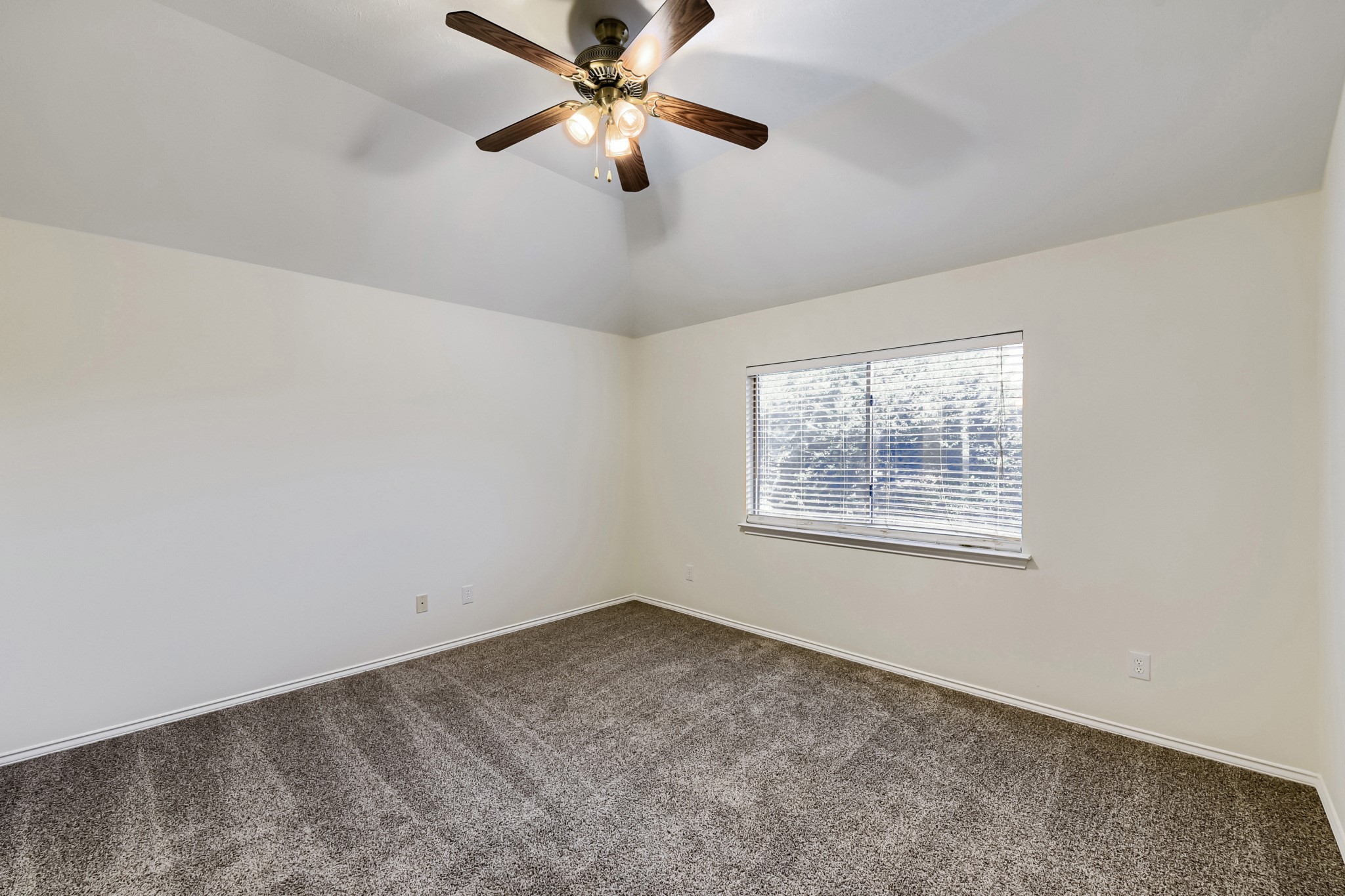 4503 Toledo Bend Drive Property Photo 18