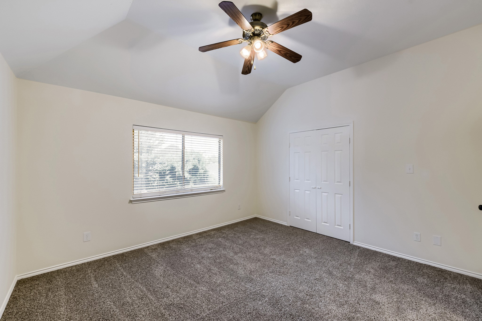 4503 Toledo Bend Drive Property Photo 19