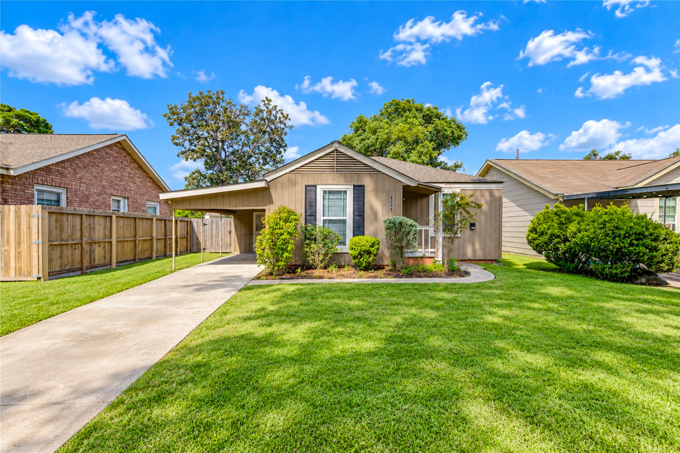 7543 Satsuma Street Property Photo 1