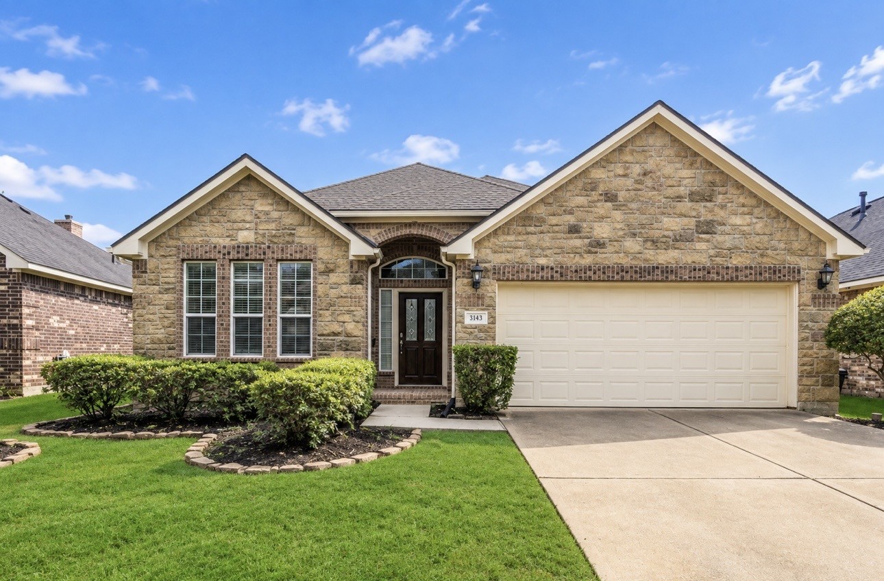 5315 Lilac Grove Lane Property Photo 1